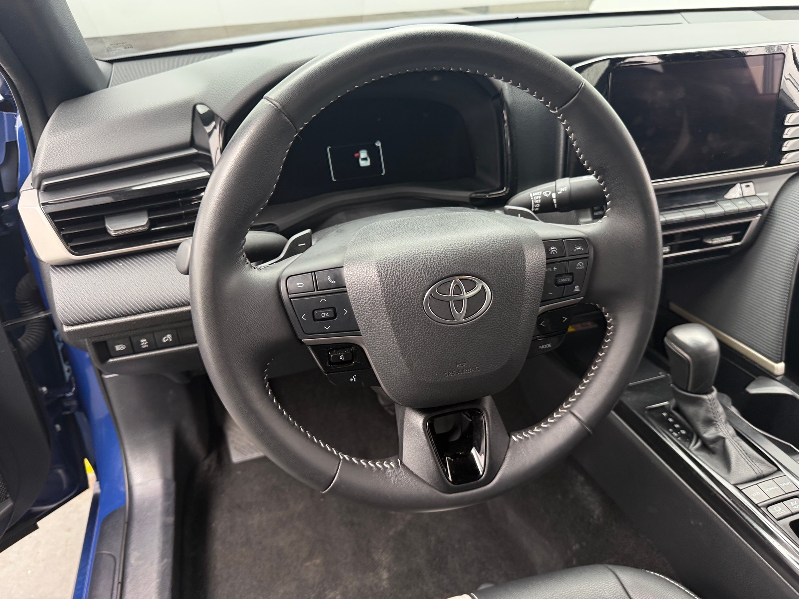 Thumbnail: 2025 Toyota Camry - 4