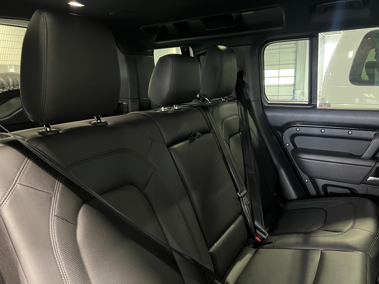 Thumbnail: 2025 Land Rover Defender - 5