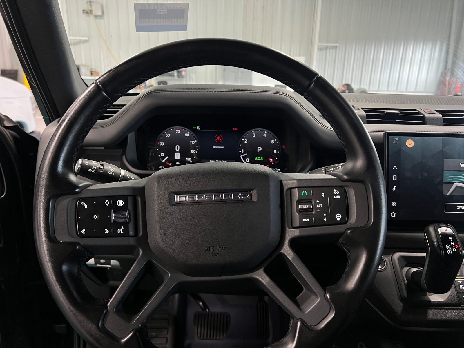 Thumbnail: 2025 Land Rover Defender - 4