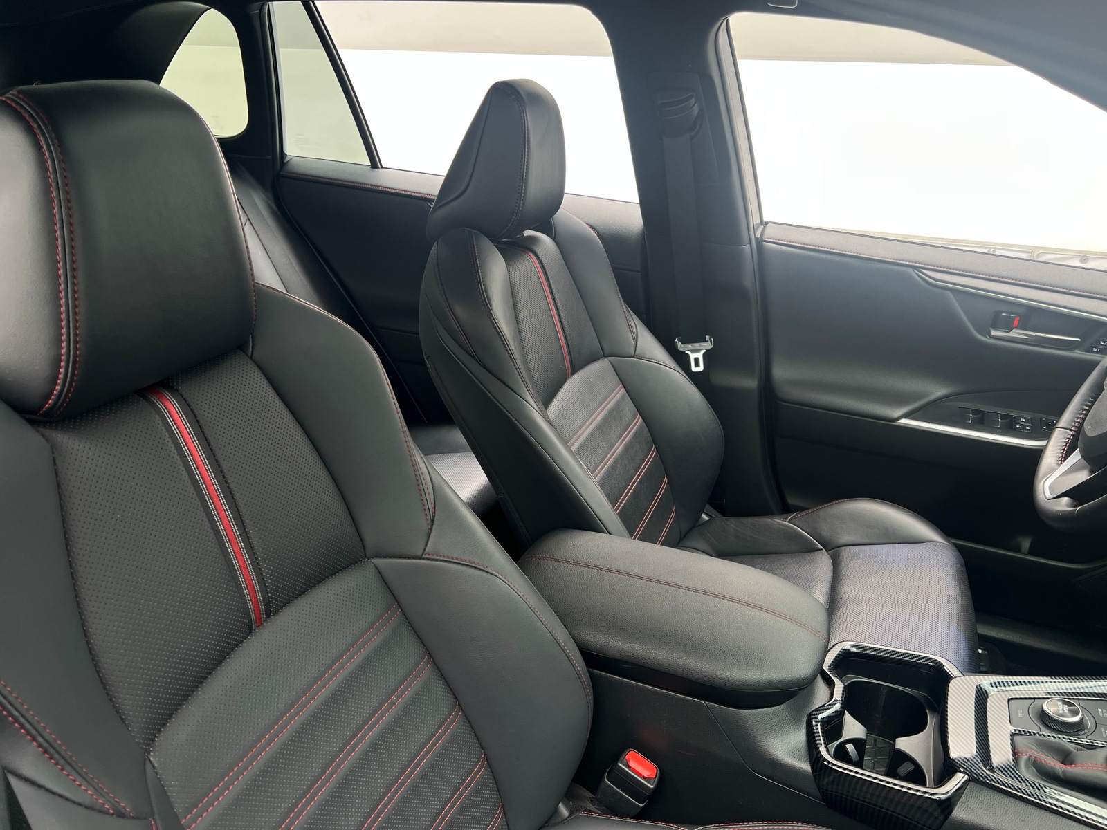 Thumbnail: 2021 Toyota RAV4 - 2