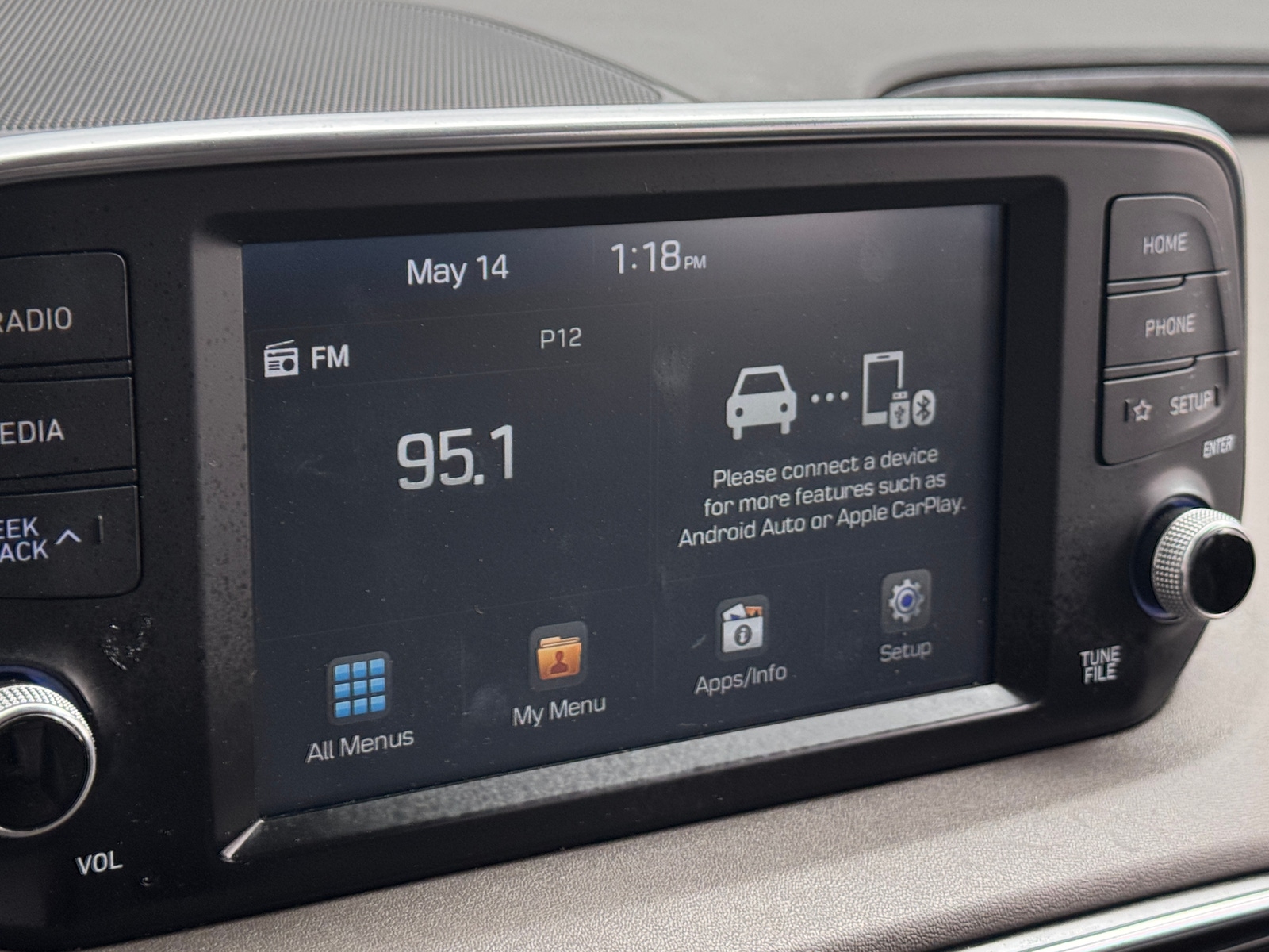 Thumbnail: 2019 Hyundai Santa Fe - 4