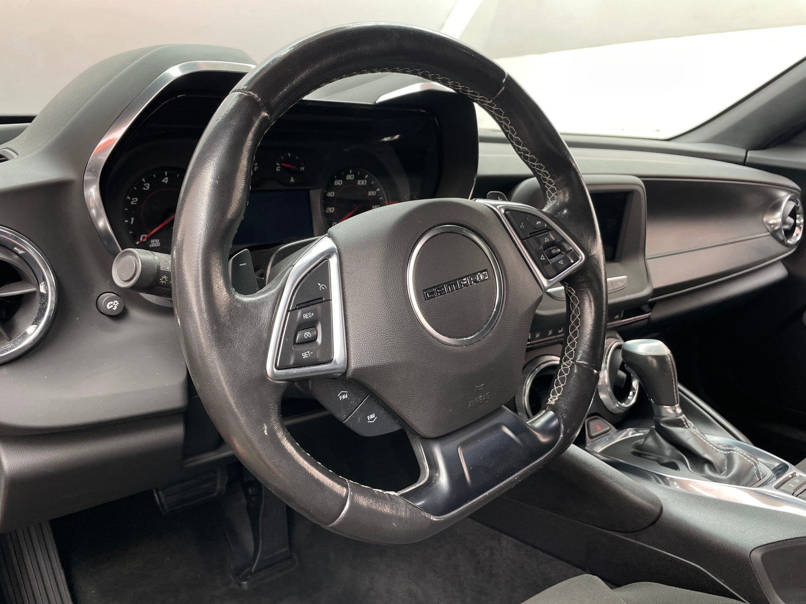 Thumbnail: 2019 Chevrolet Camaro - 4