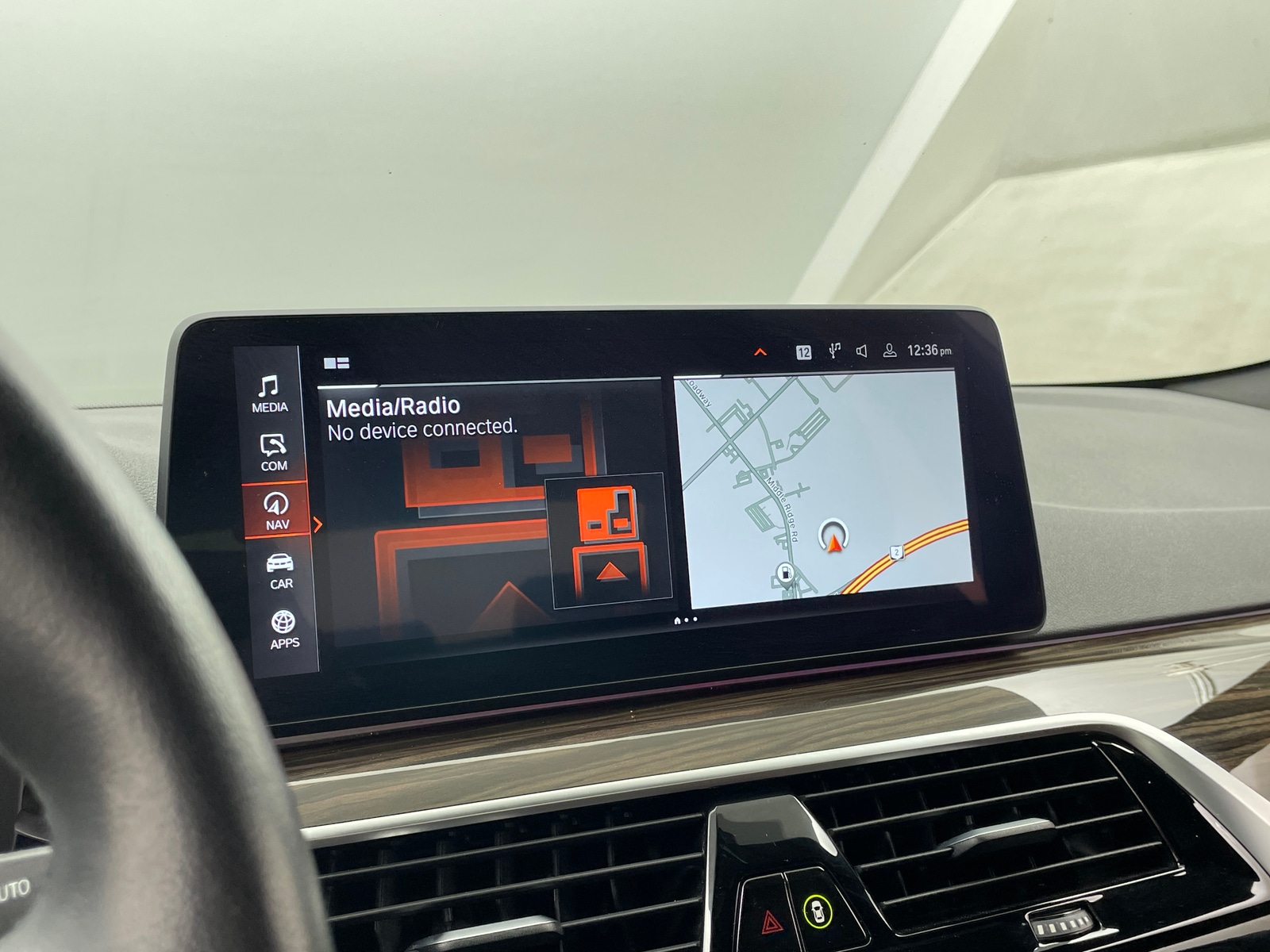 Thumbnail: 2021 BMW 5 Series - 3