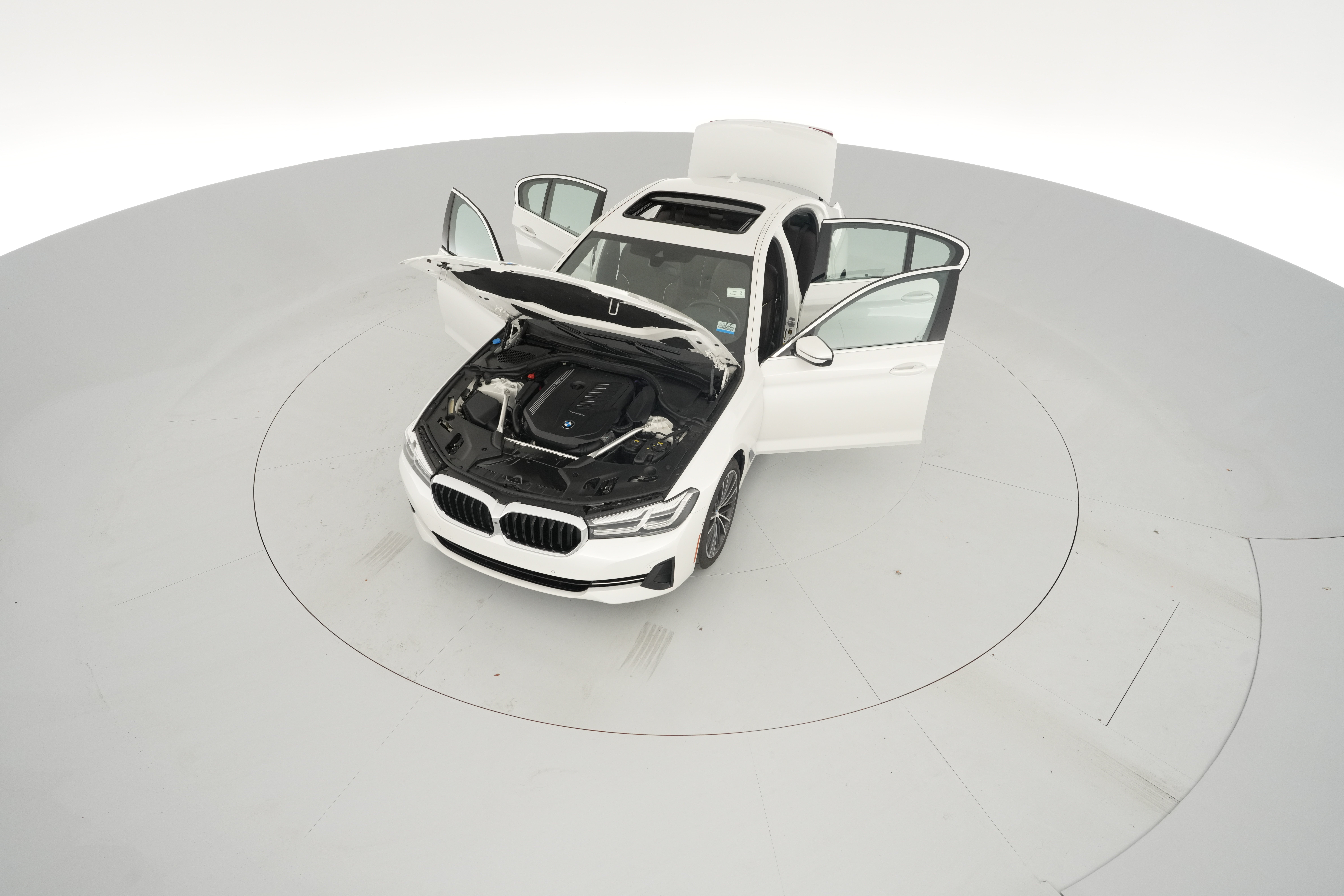 2021 BMW 5 Series 540i - Photo 31