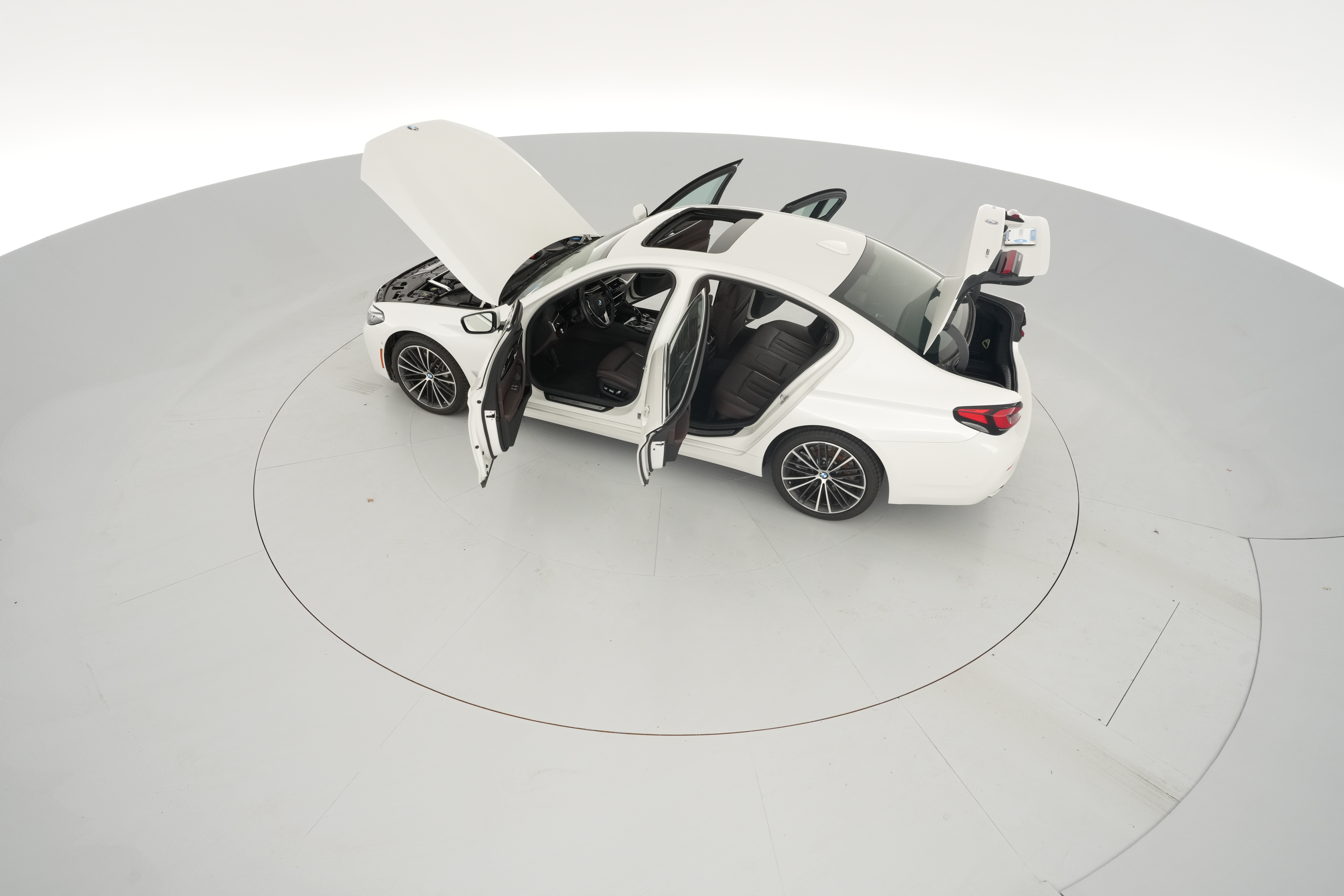 2021 BMW 5 Series 540i - Photo 35