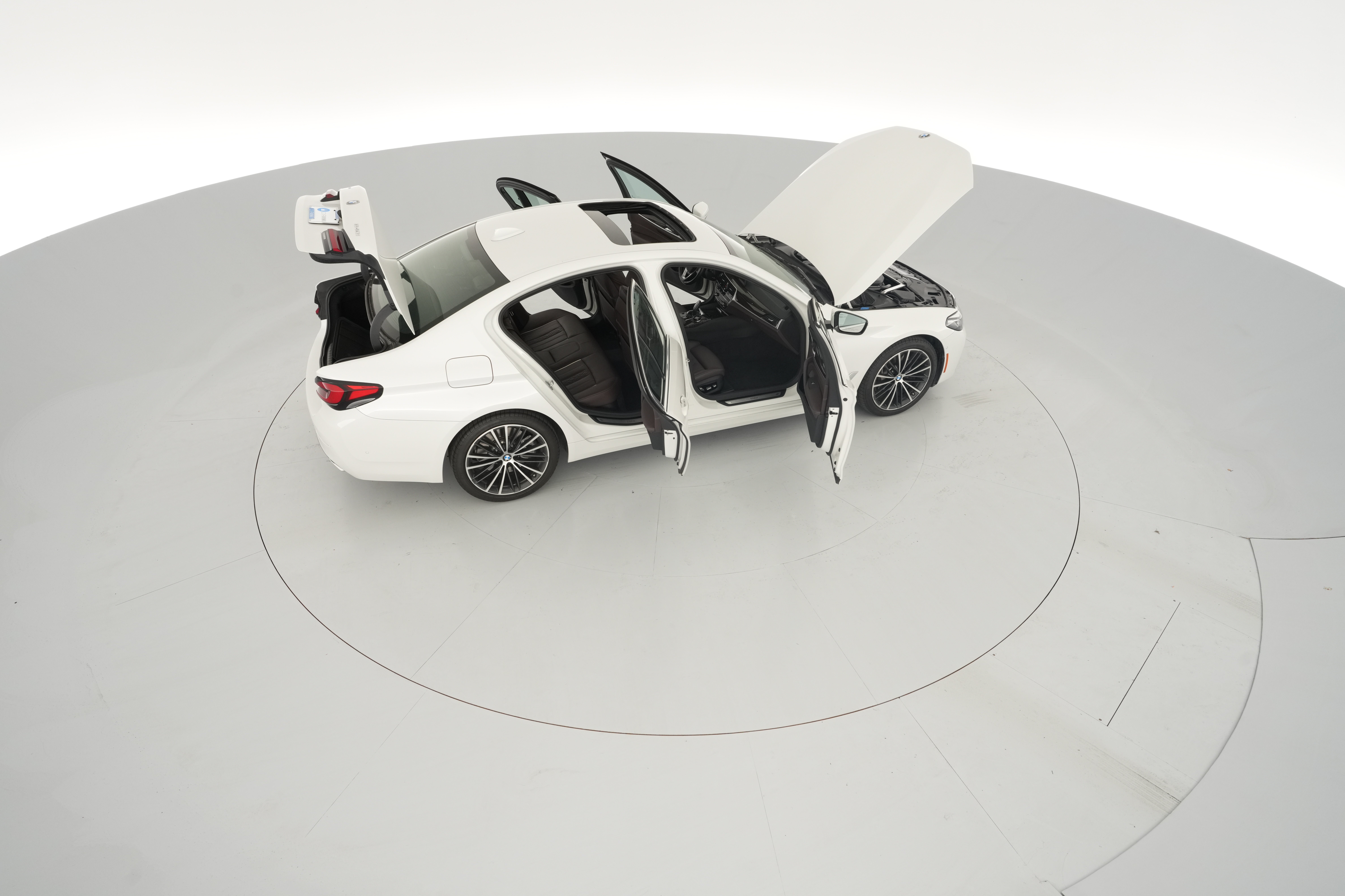 2021 BMW 5 Series 540i - Photo 41