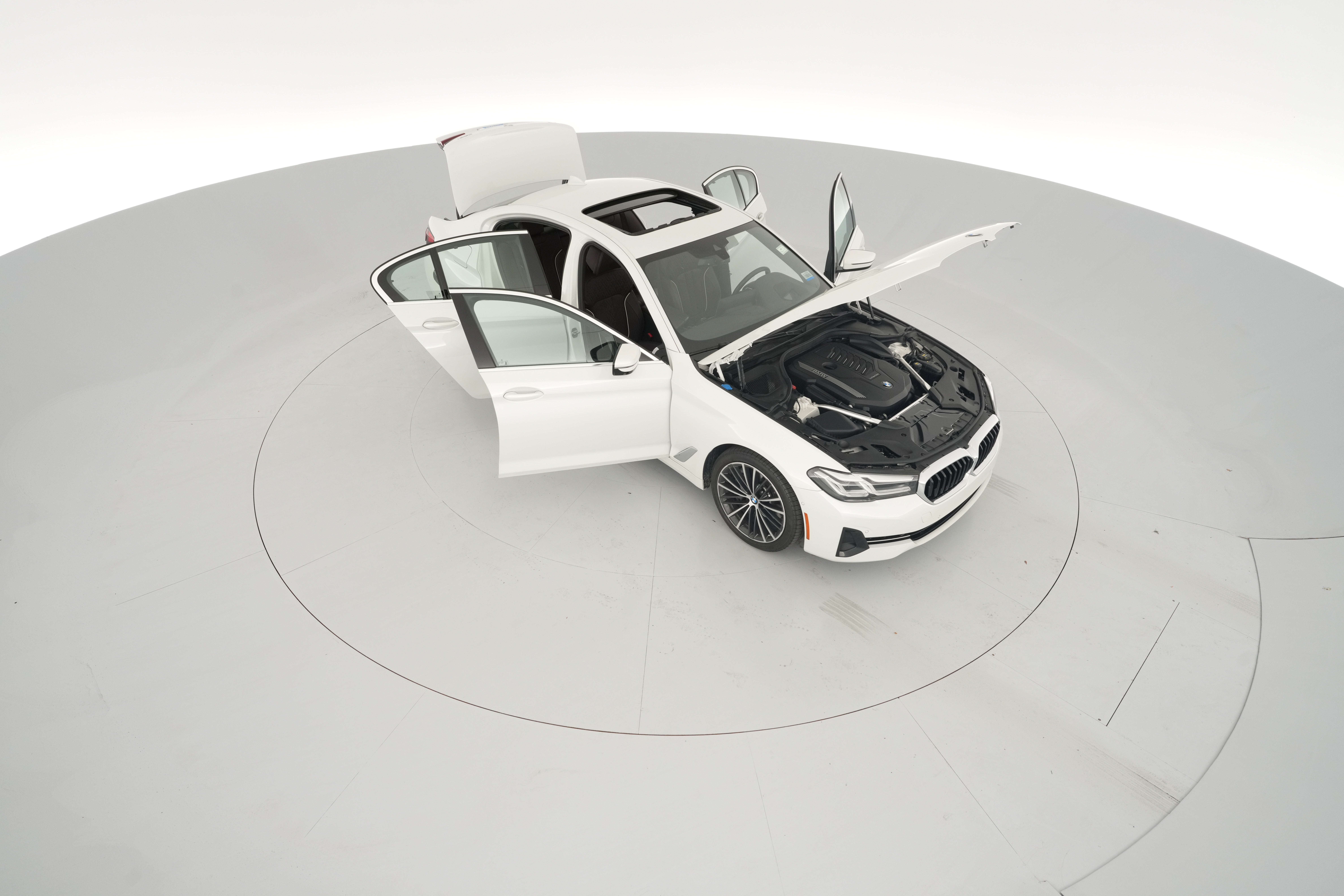 2021 BMW 5 Series 540i - Photo 44