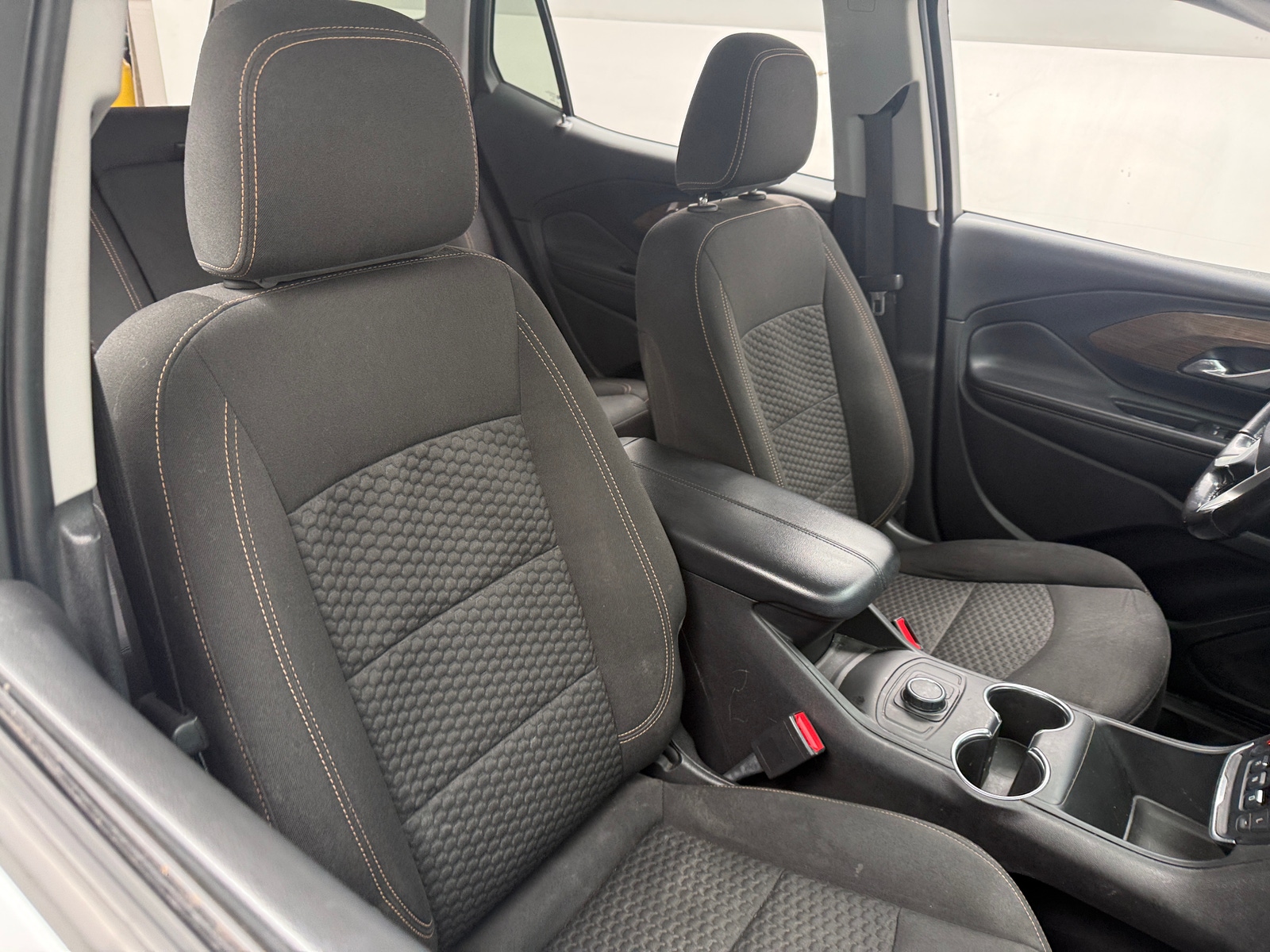 Thumbnail: 2018 GMC Terrain - 2