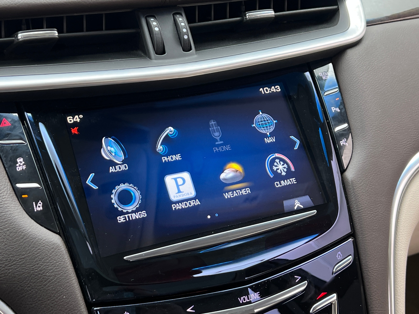 Thumbnail: 2014 Cadillac XTS - 3