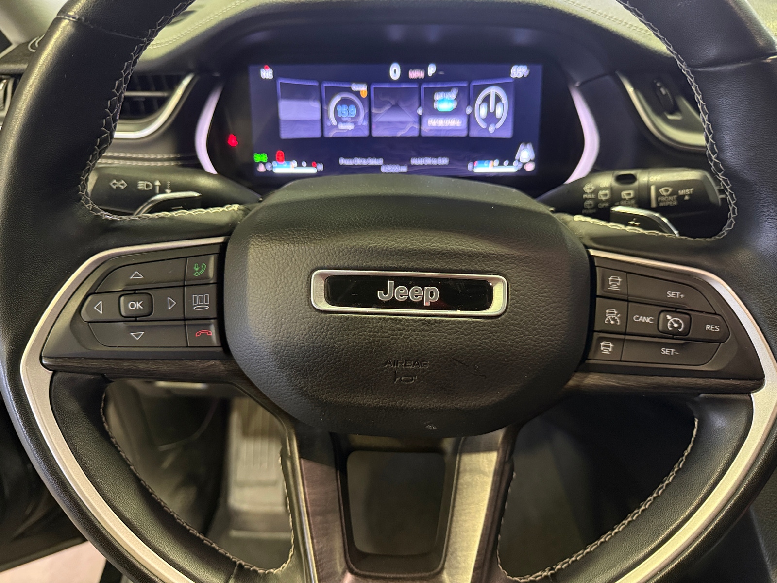 Thumbnail: 2022 Jeep Grand Cherokee L - 4