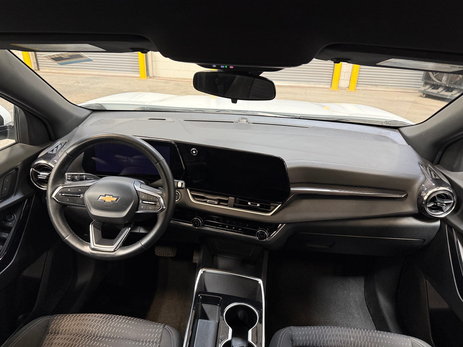 Thumbnail: 2025 Chevrolet Equinox - 3