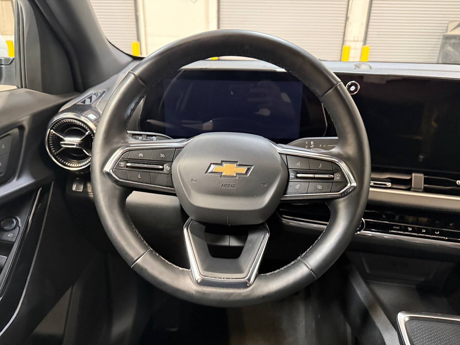 Thumbnail: 2025 Chevrolet Equinox - 5