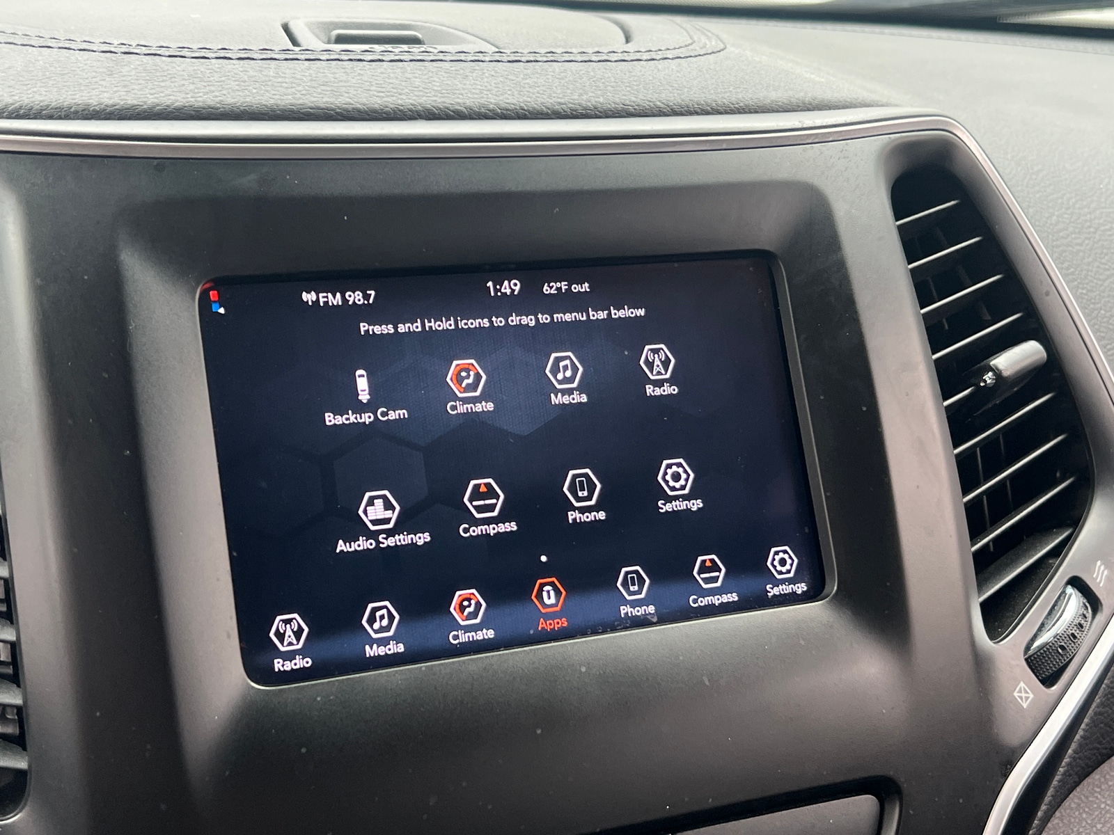 Thumbnail: 2019 Jeep Cherokee - 4
