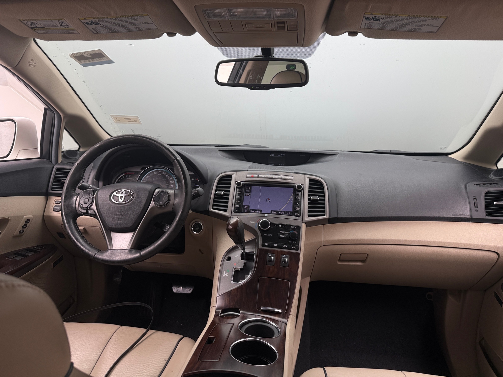 Thumbnail: 2014 Toyota Venza - 3