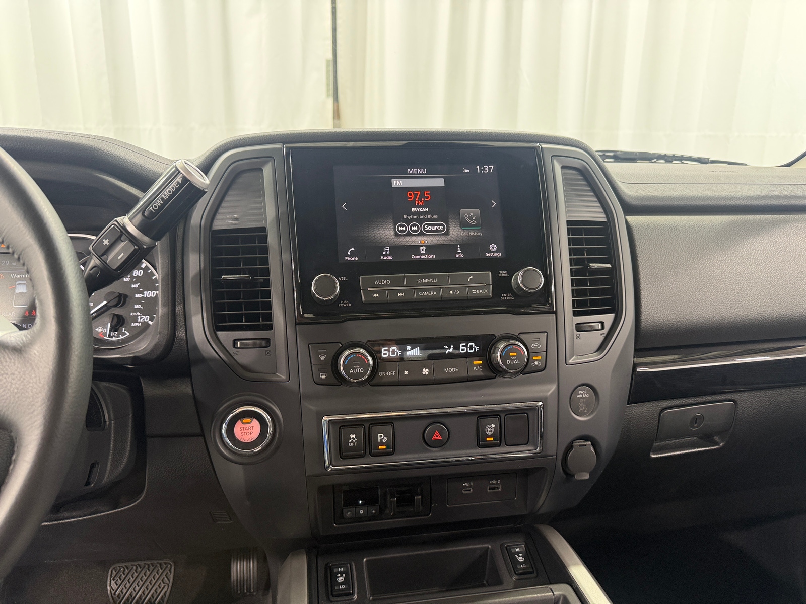 Thumbnail: 2024 Nissan Titan - 4