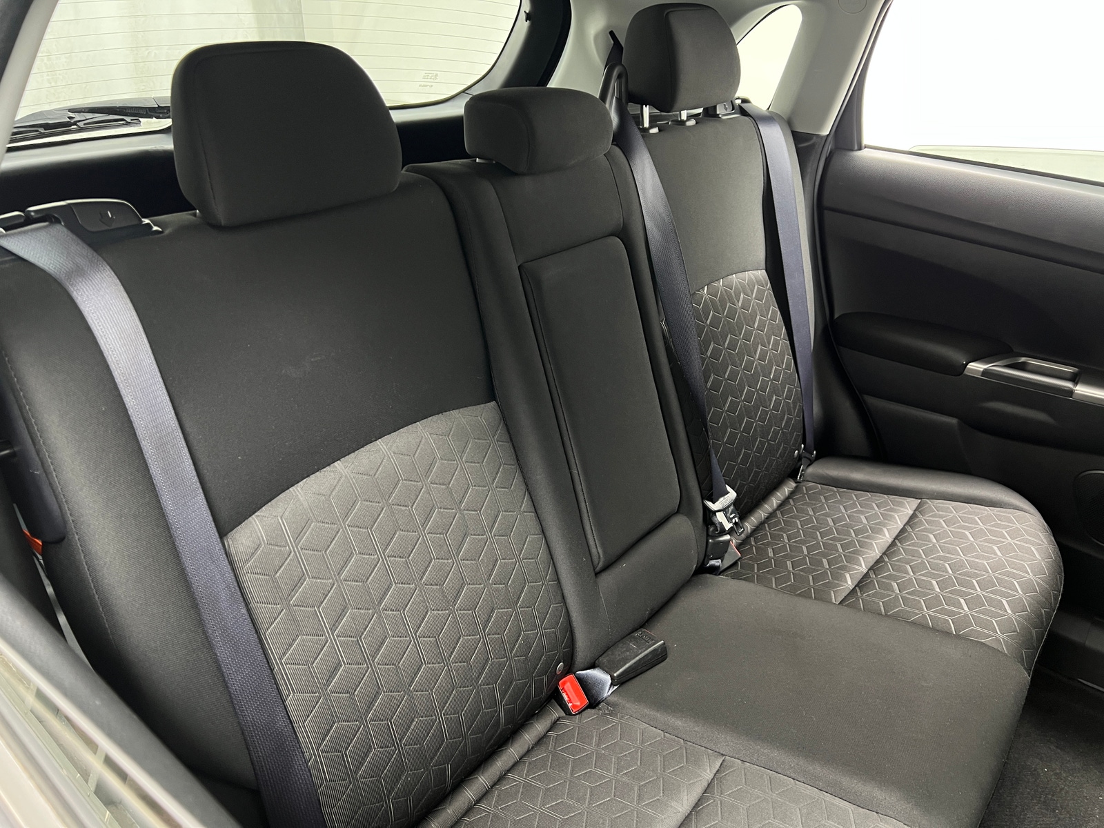 Thumbnail: 2021 Mitsubishi Outlander Sport - 6