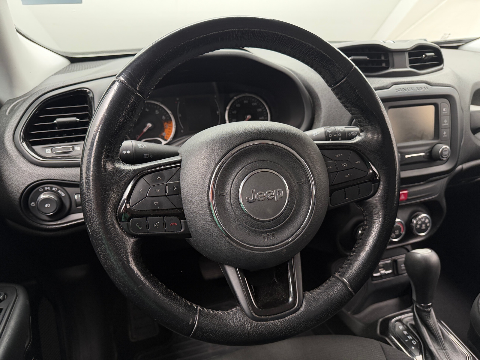 Thumbnail: 2017 Jeep Renegade - 5