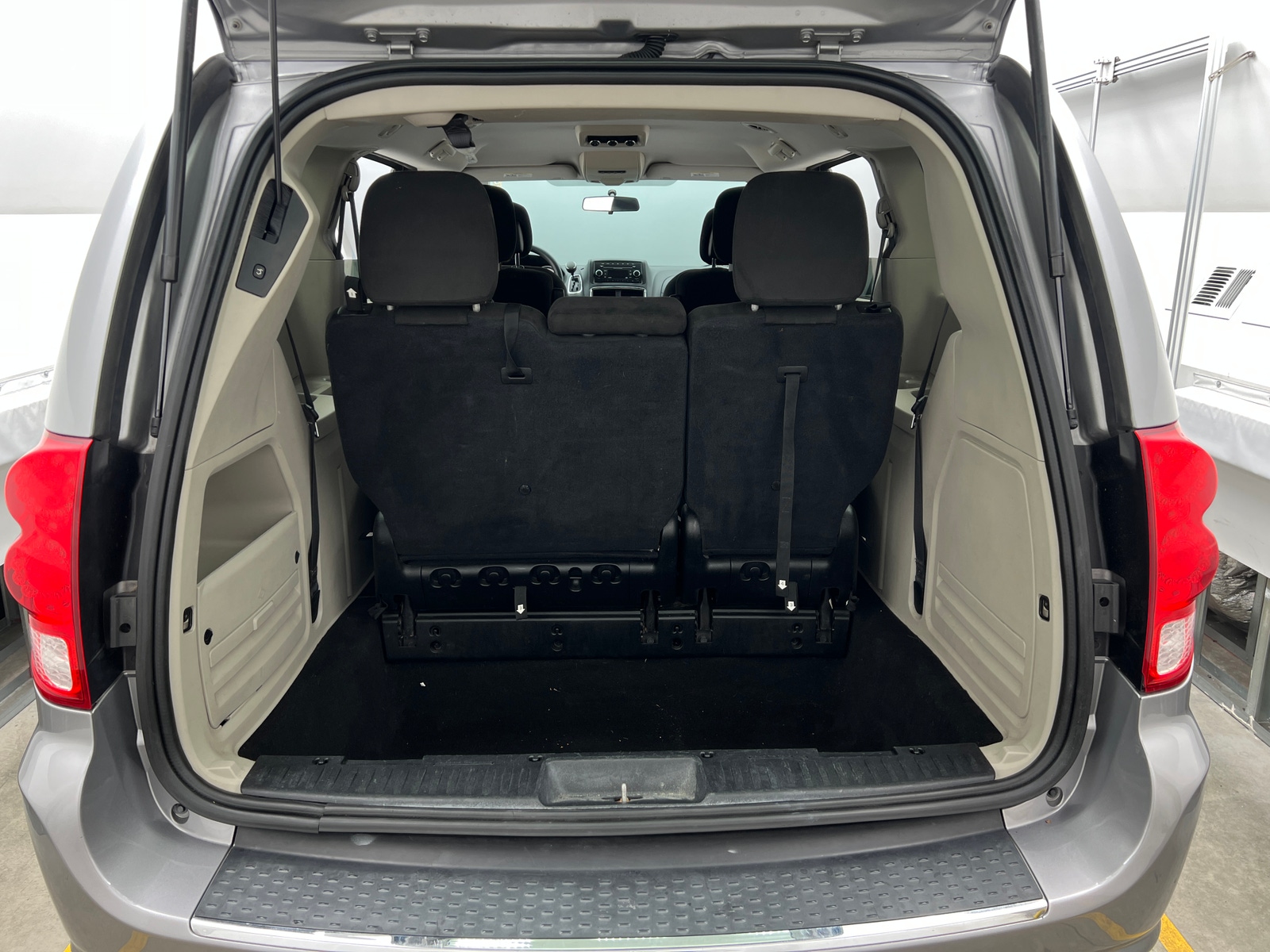 Thumbnail: 2016 Dodge Grand Caravan - 7