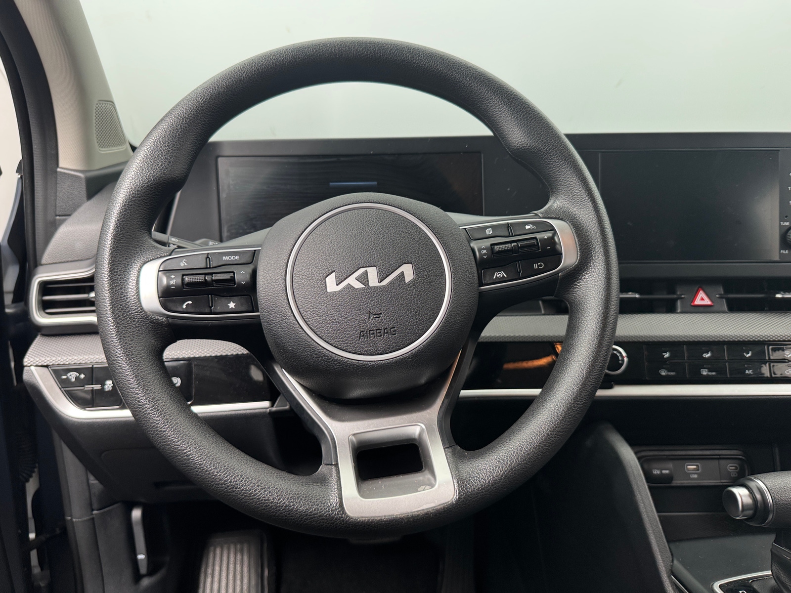 Thumbnail: 2025 Kia Sportage - 5