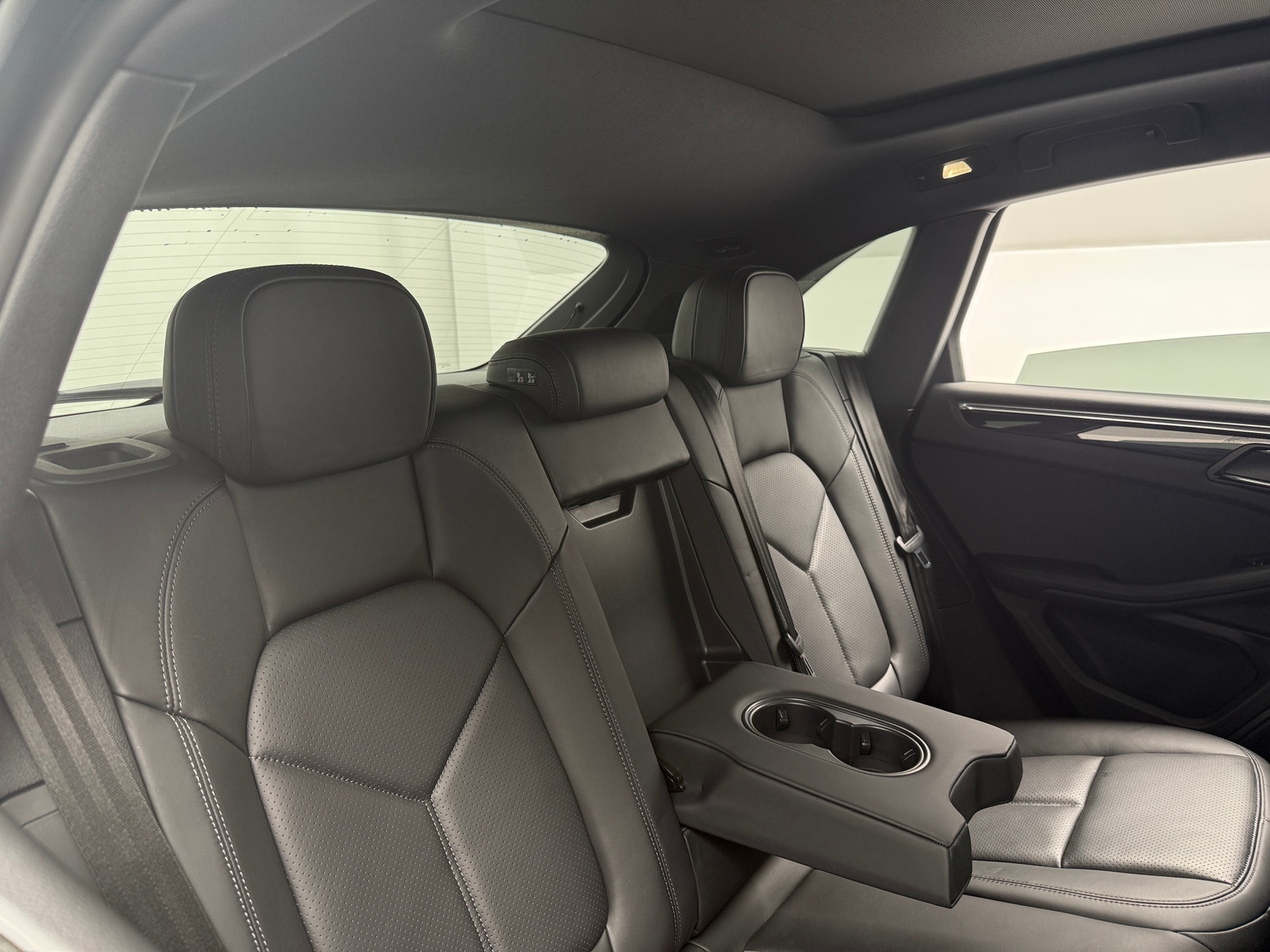 Thumbnail: 2019 Porsche Macan - 5