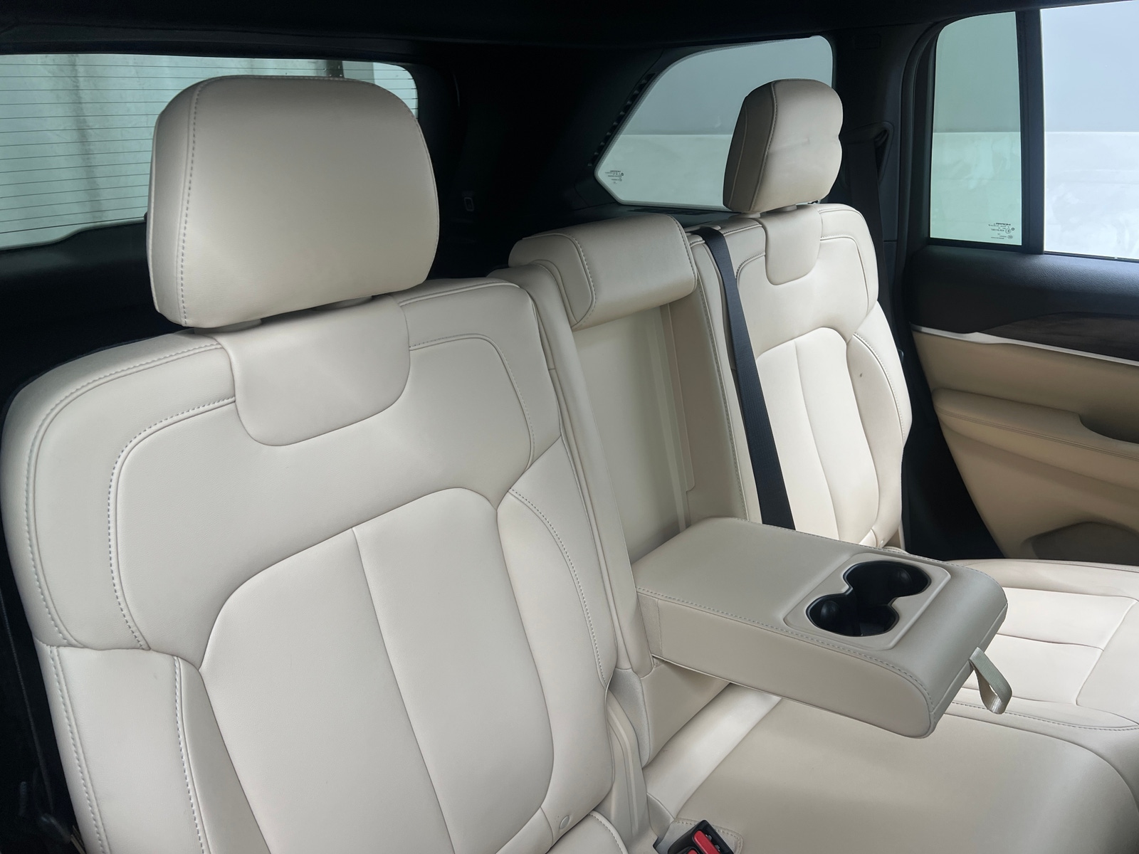 Thumbnail: 2023 Jeep Grand Cherokee - 4