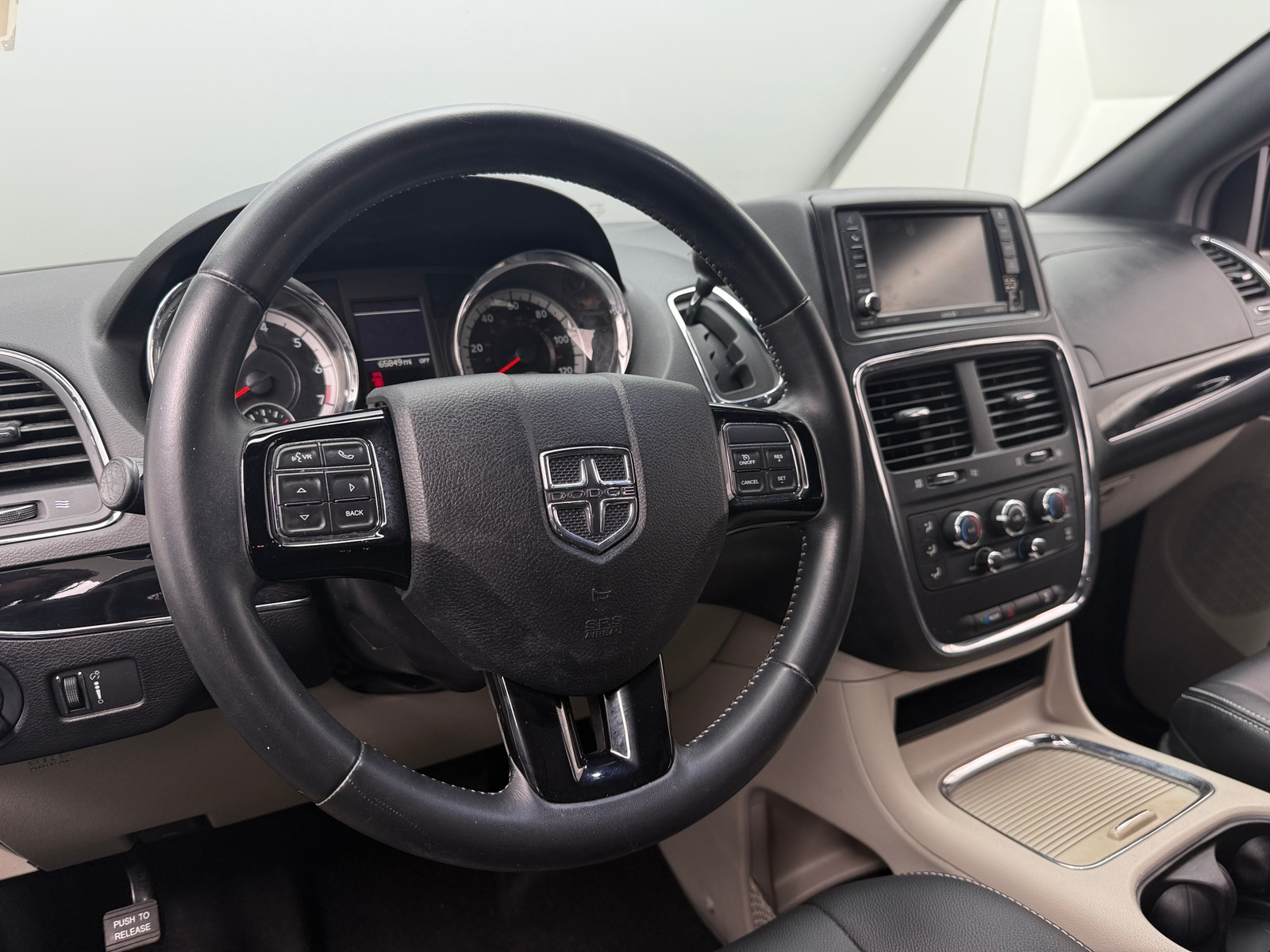 Thumbnail: 2019 Dodge Grand Caravan - 4