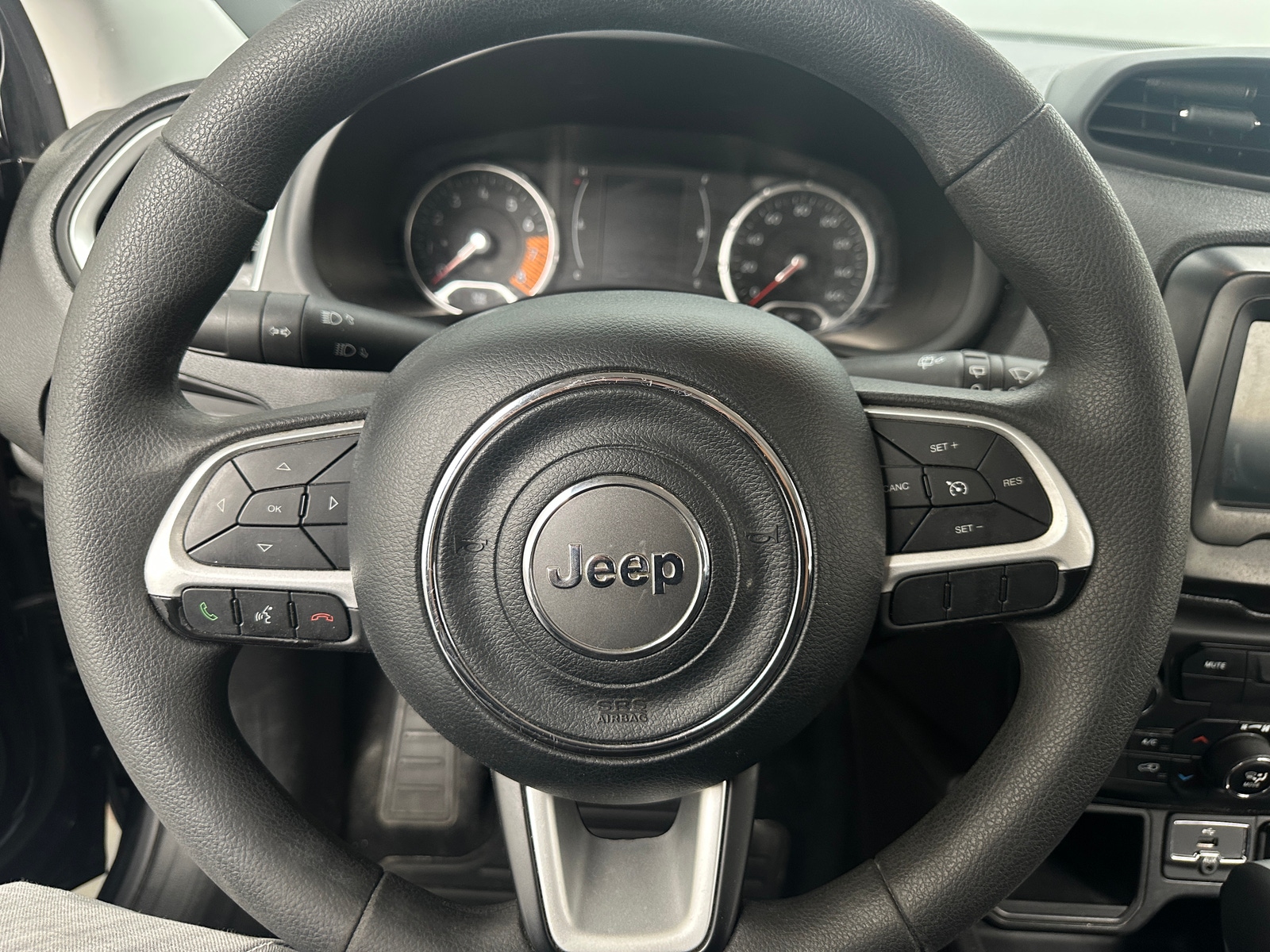 Thumbnail: 2021 Jeep Renegade - 5