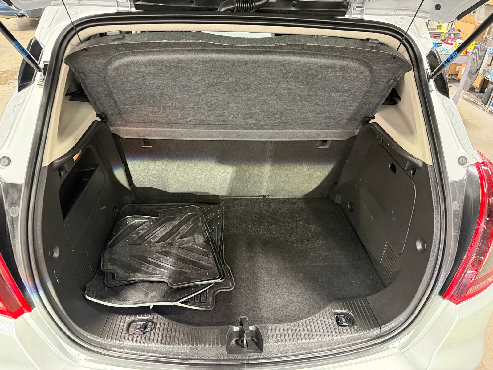 Thumbnail: 2019 Buick Encore - 5