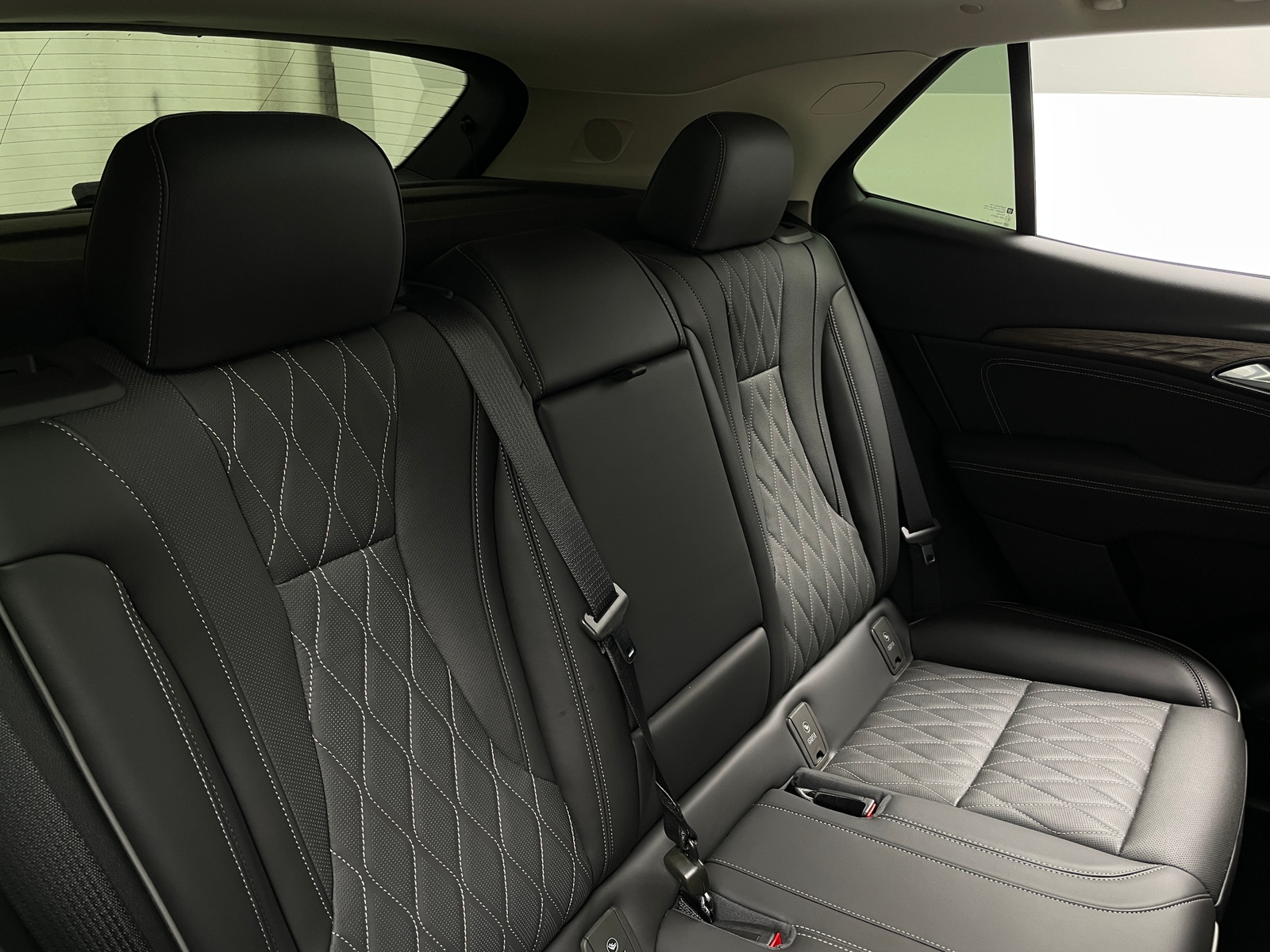 Thumbnail: 2023 Buick Envision - 5