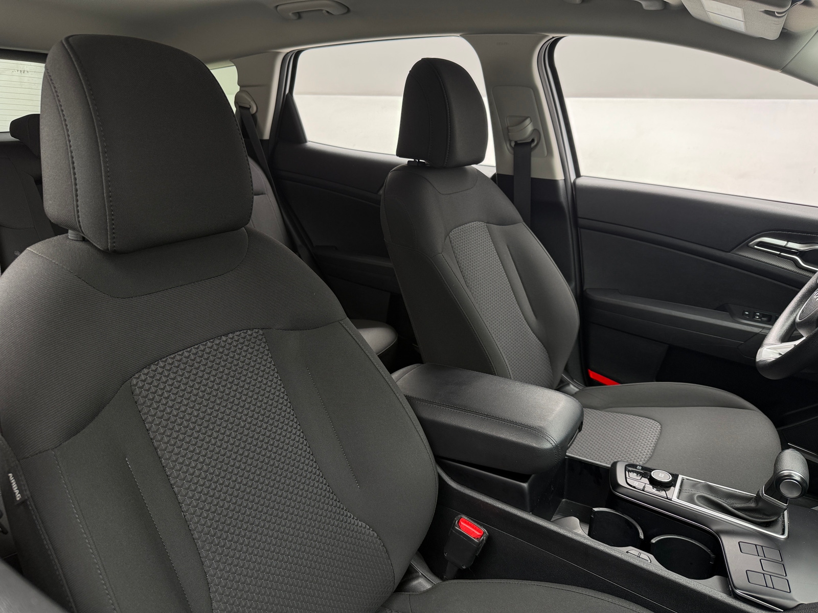 Thumbnail: 2025 Kia Sportage - 2