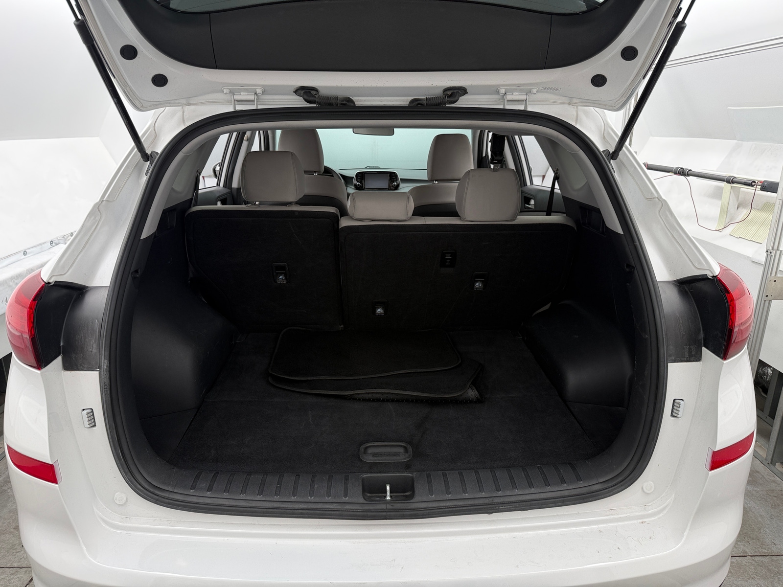Thumbnail: 2019 Hyundai Tucson - 7