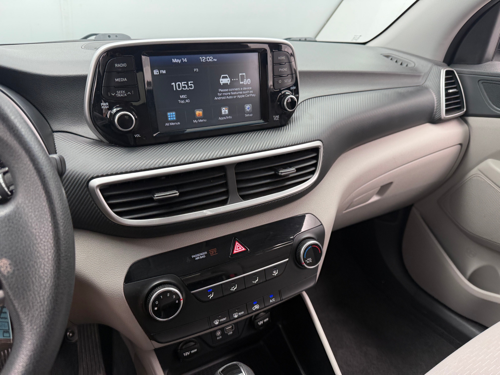 Thumbnail: 2019 Hyundai Tucson - 4