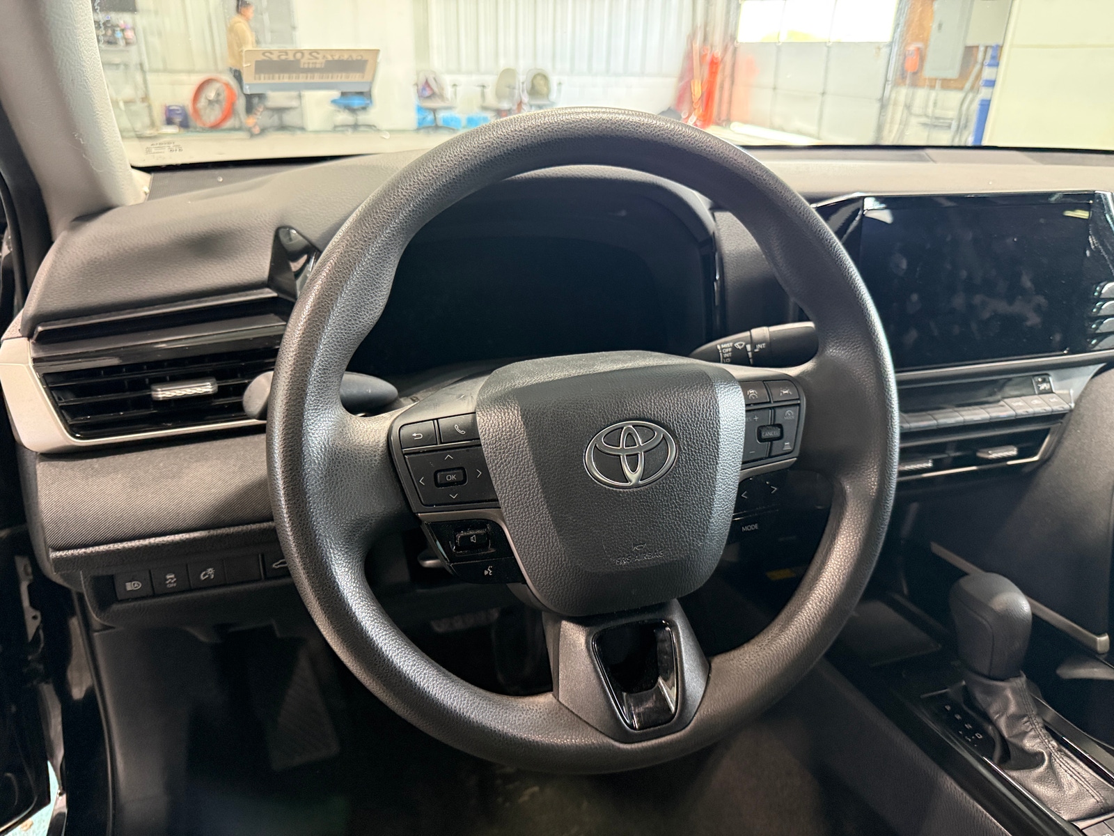 Thumbnail: 2025 Toyota Camry - 5