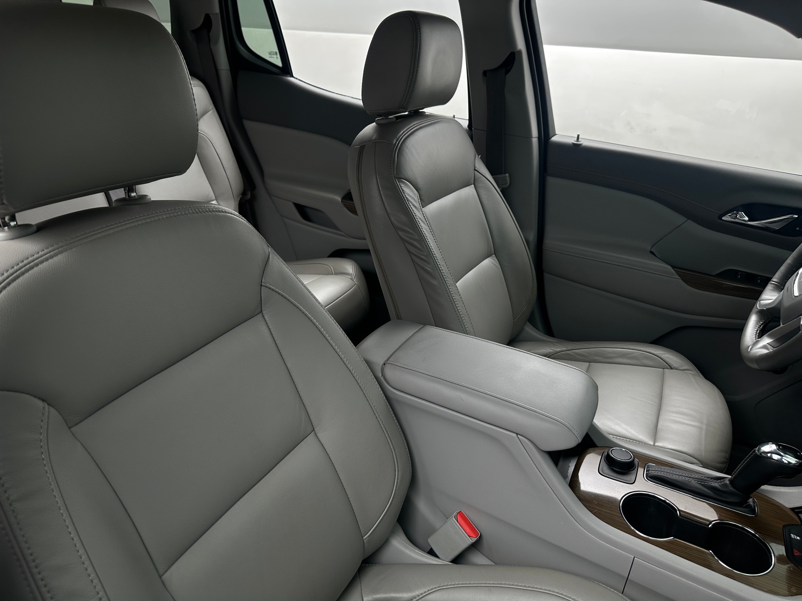 Thumbnail: 2019 GMC Acadia - 2