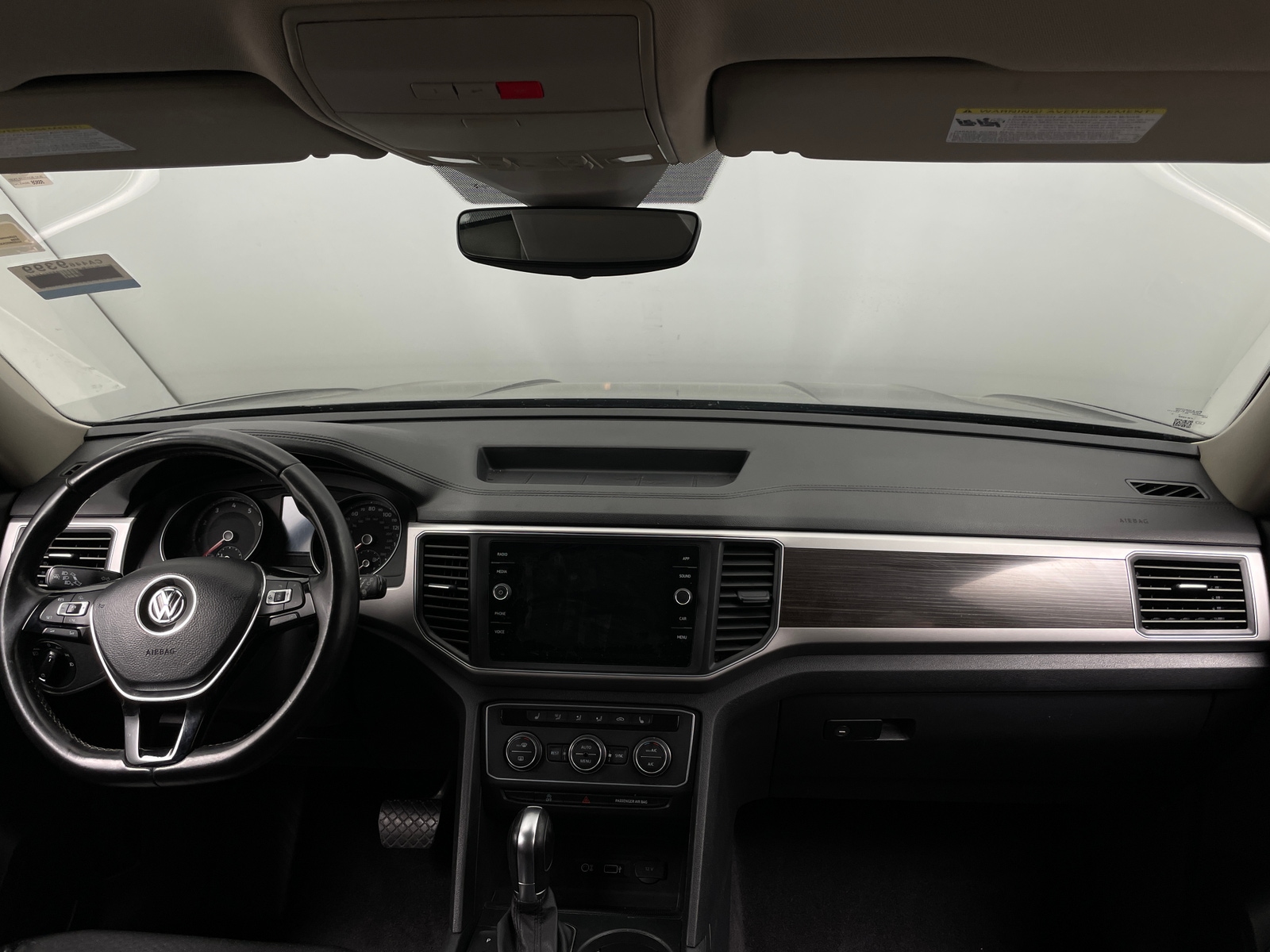 Thumbnail: 2018 Volkswagen Atlas - 2