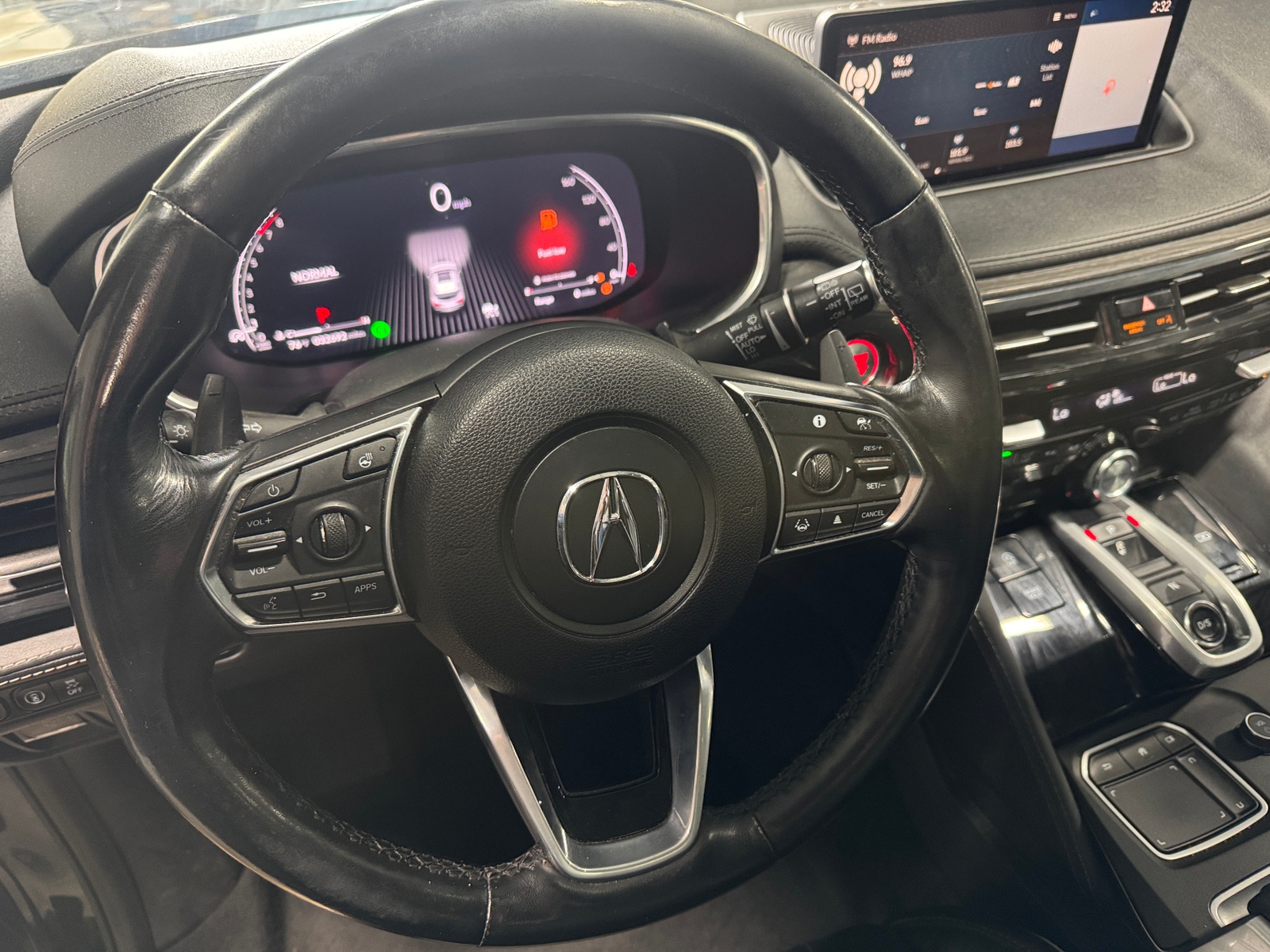 Thumbnail: 2023 Acura MDX - 4