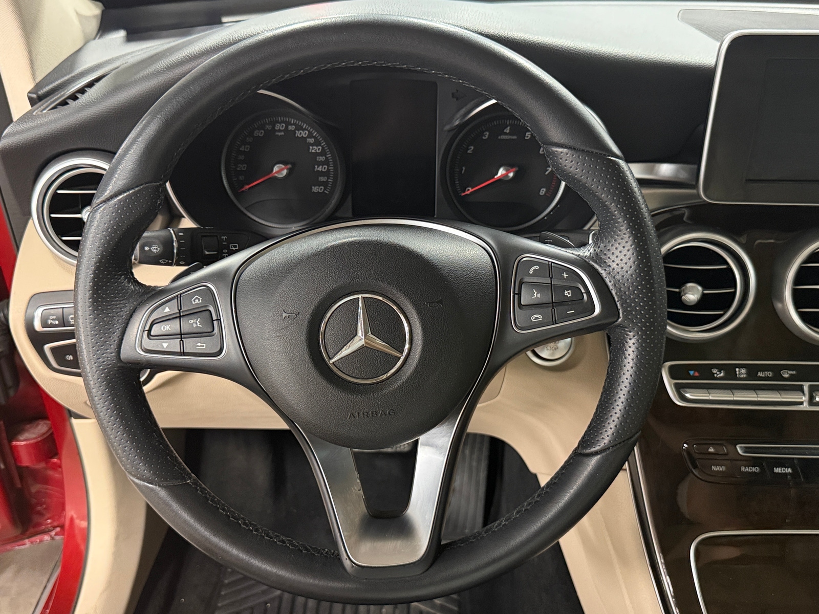 Thumbnail: 2018 Mercedes-Benz GLC - 4