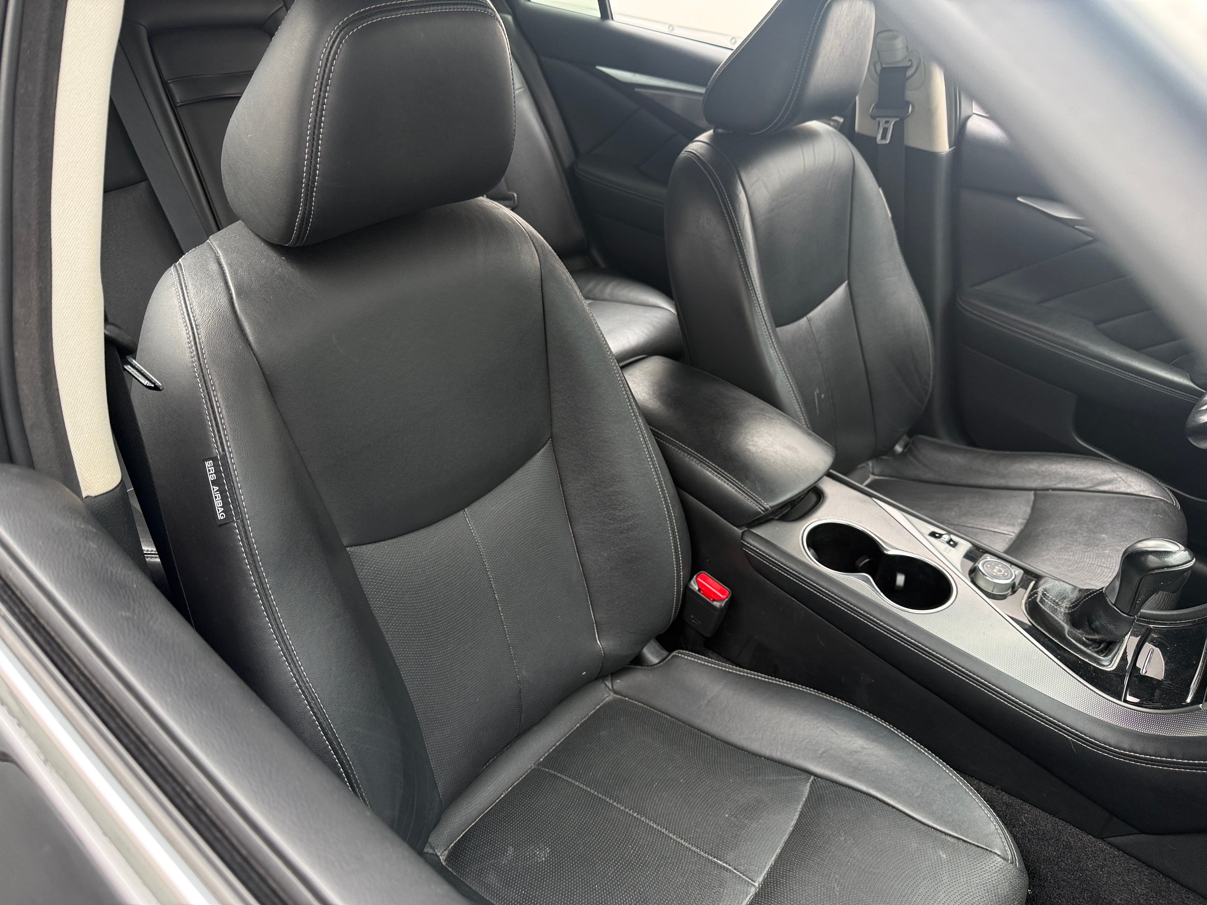 2015 INFINITI Q50