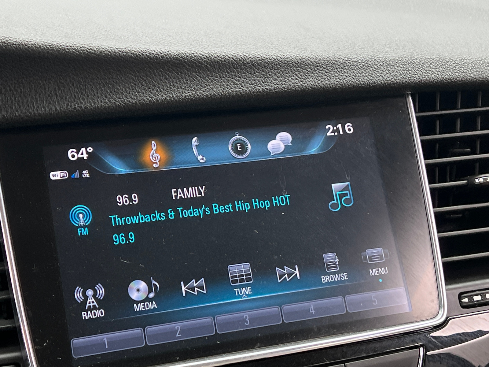 Thumbnail: 2019 Buick Encore - 3