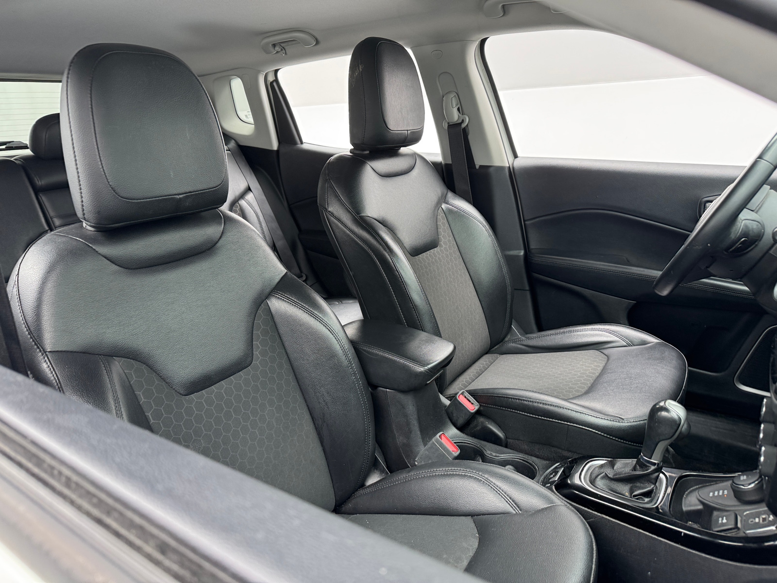 Thumbnail: 2018 Jeep Compass - 2