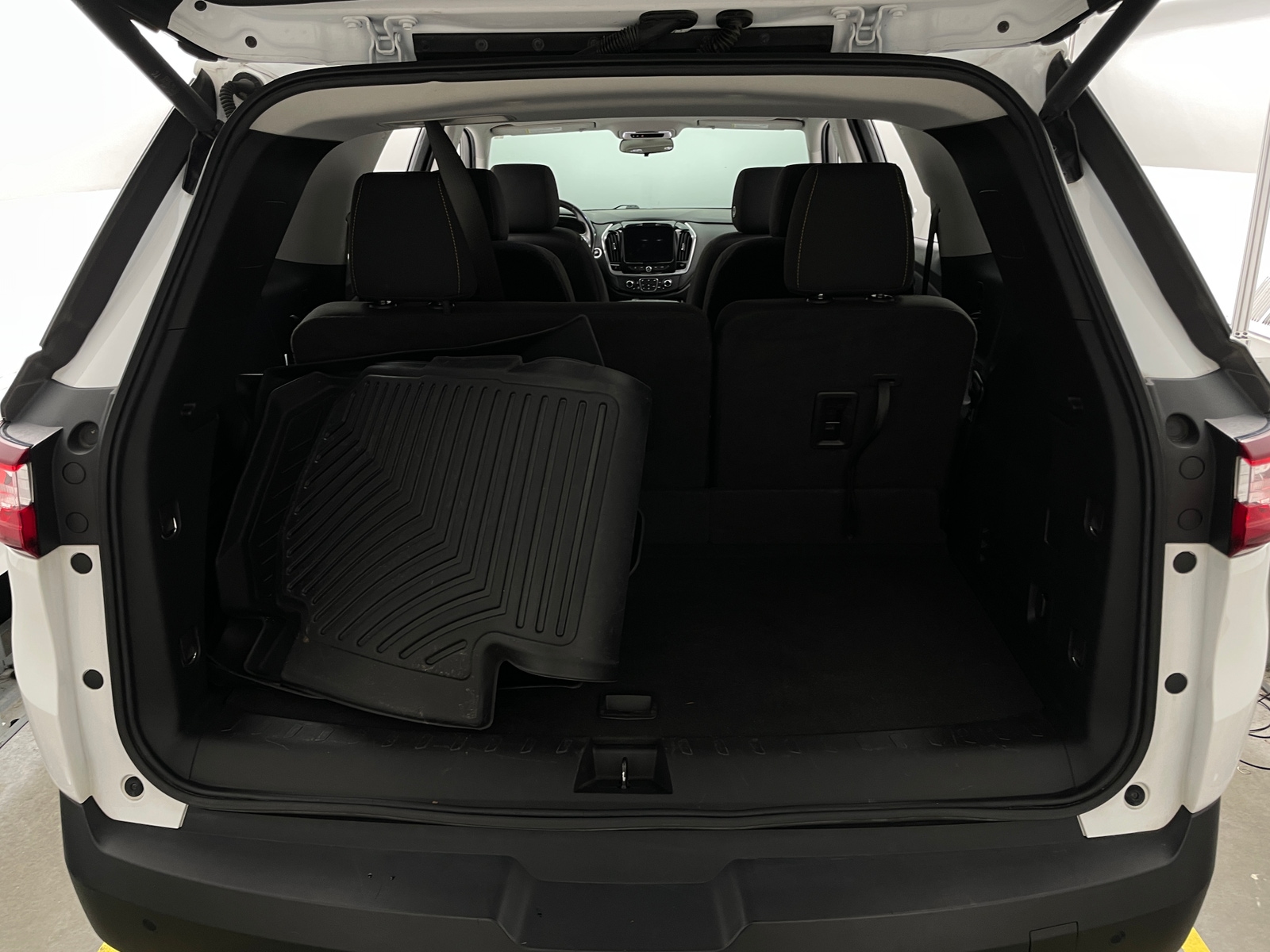 Thumbnail: 2020 Chevrolet Traverse - 7