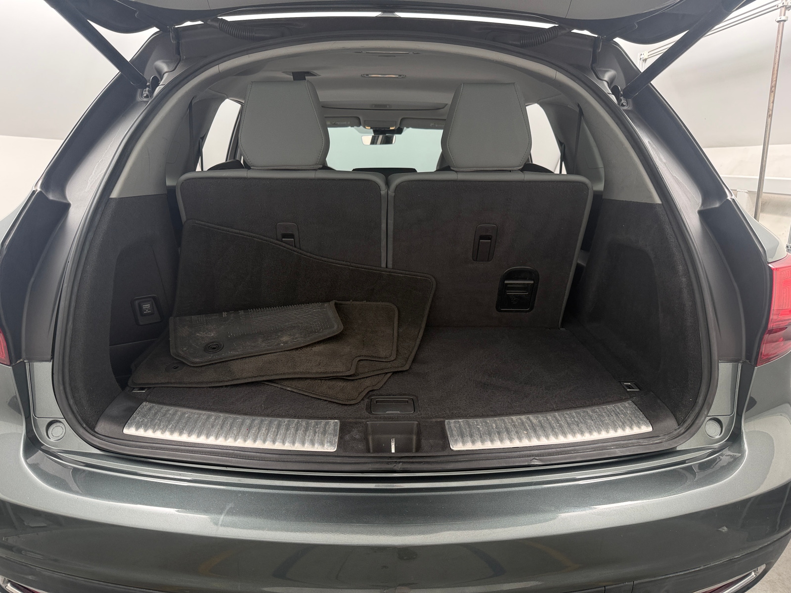Thumbnail: 2016 Acura MDX - 6