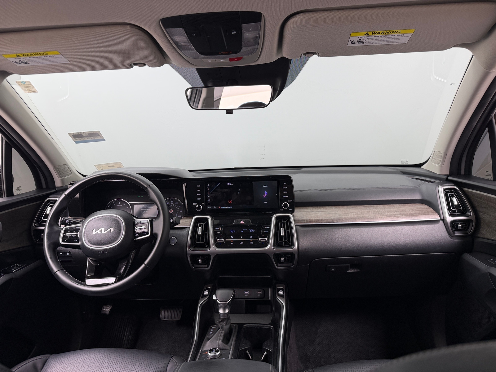 Thumbnail: 2022 Kia Sorento - 2