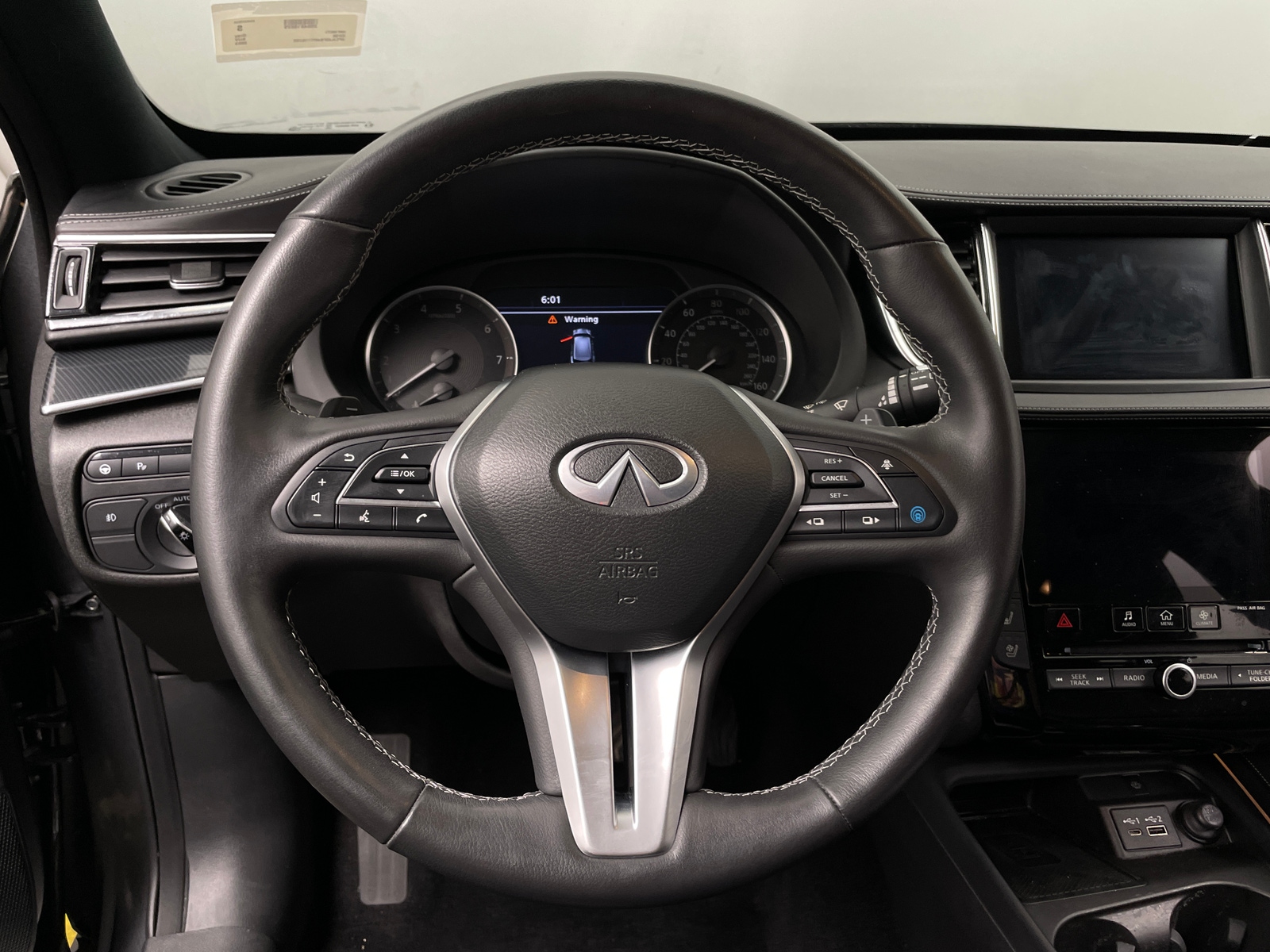 Thumbnail: 2023 INFINITI QX50 - 4