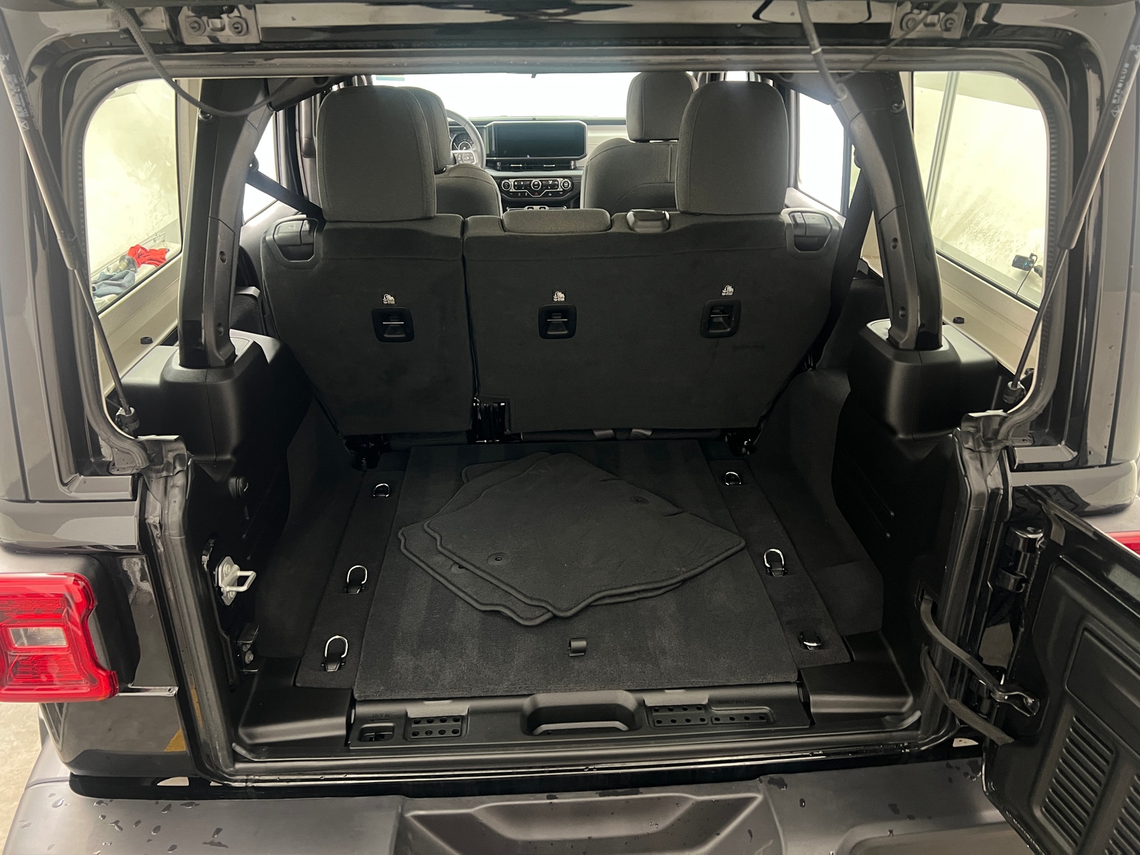 Thumbnail: 2025 Jeep Wrangler - 7