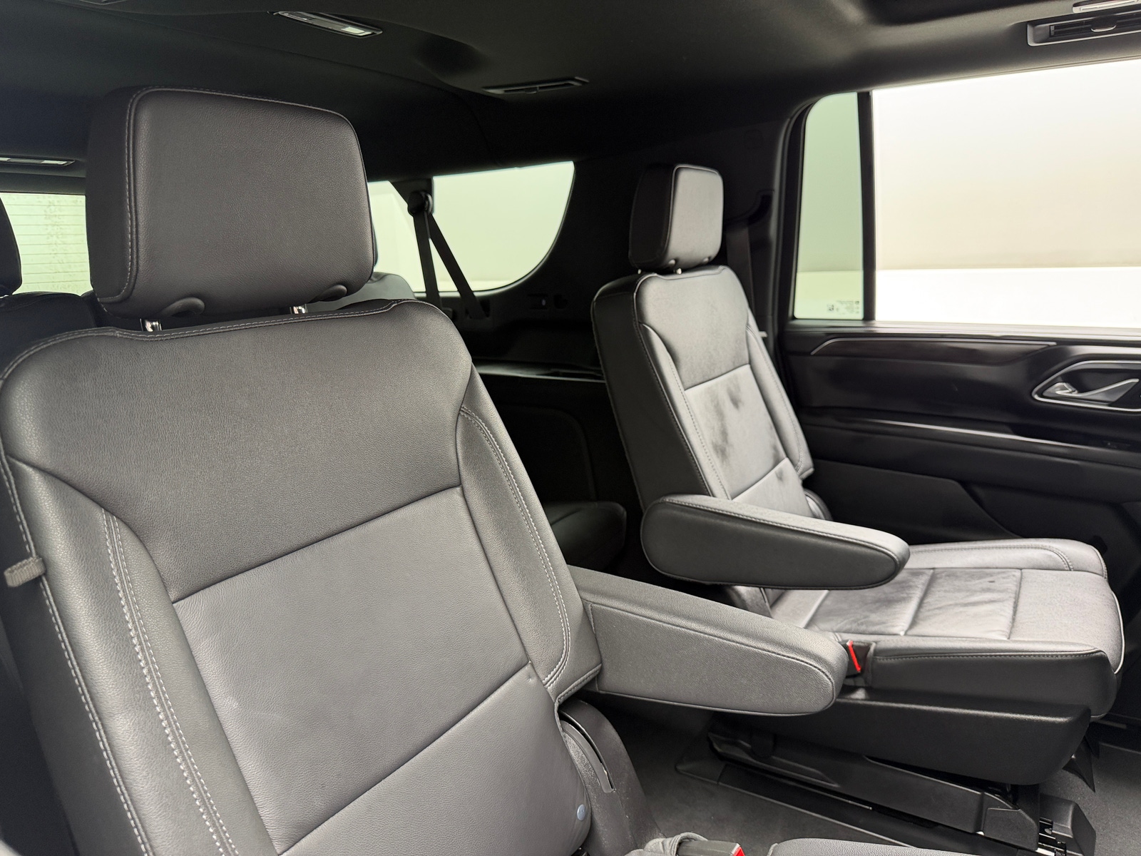 Thumbnail: 2024 Chevrolet Suburban - 5
