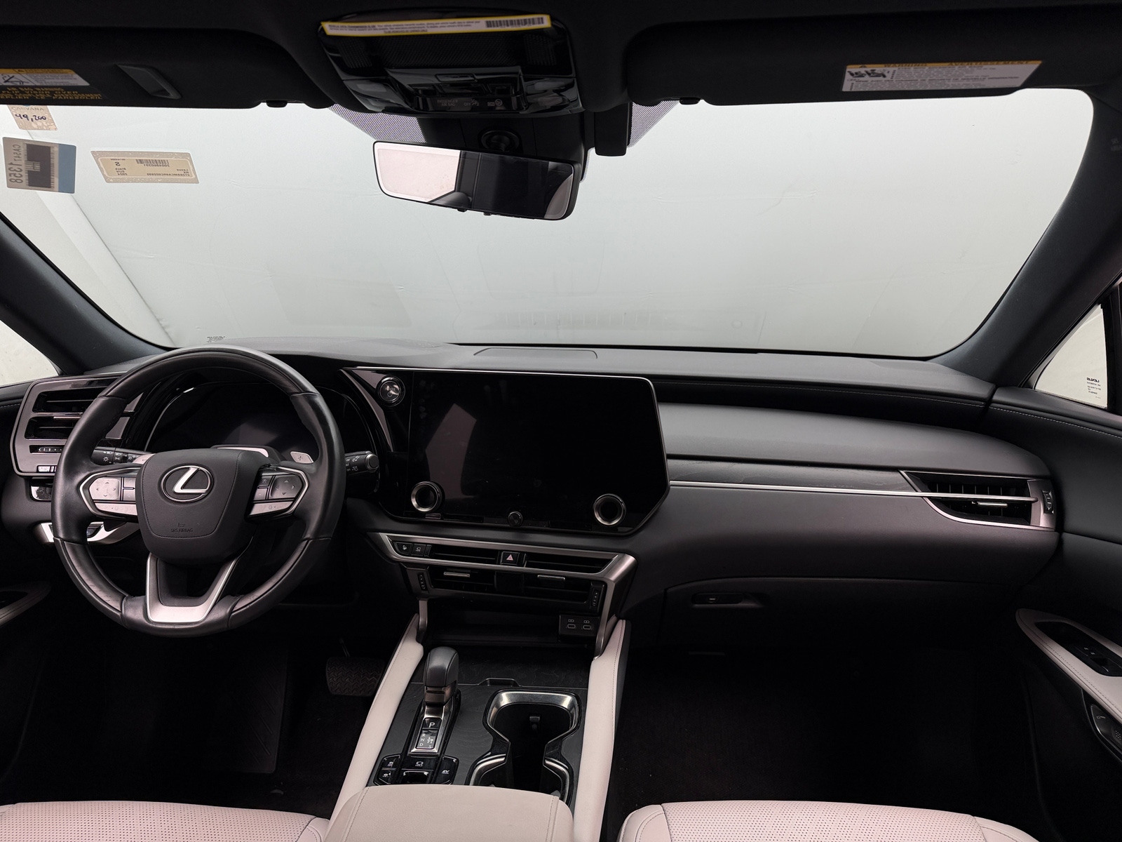 Thumbnail: 2024 Lexus RX - 3