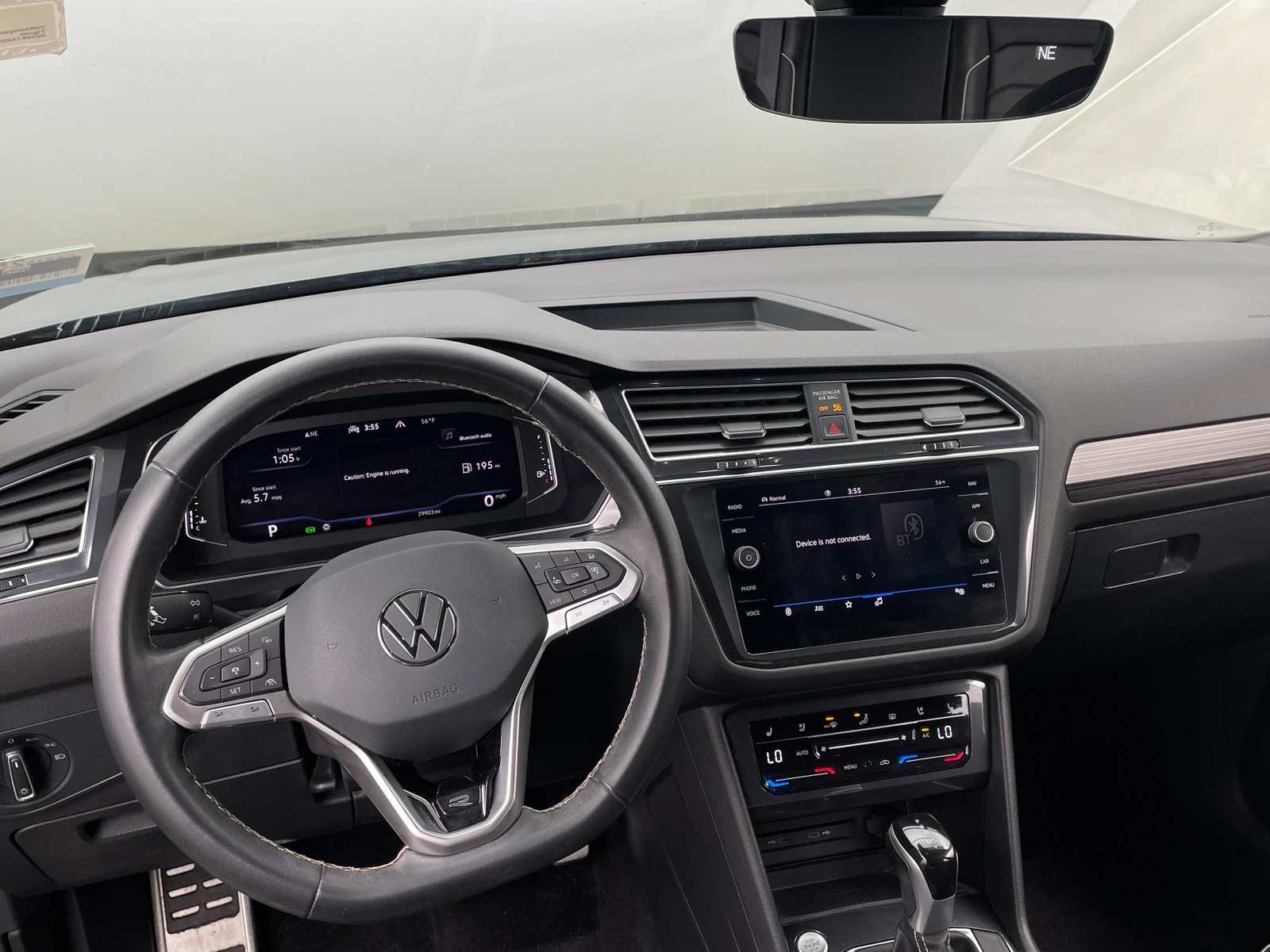 Thumbnail: 2023 Volkswagen Tiguan - 2