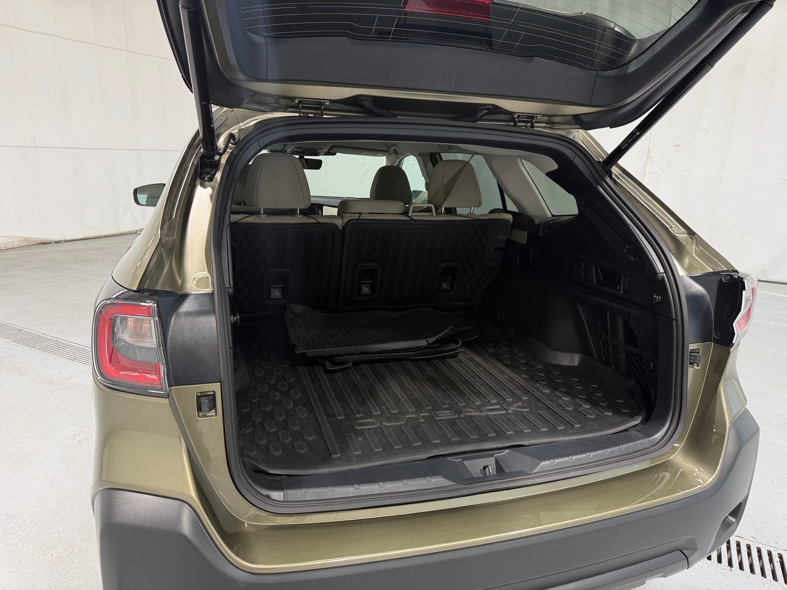 Thumbnail: 2025 Subaru Outback - 7