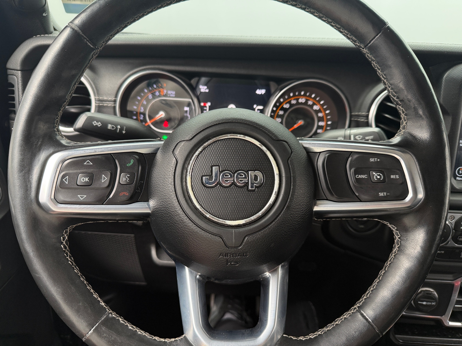 Thumbnail: 2020 Jeep Gladiator - 5